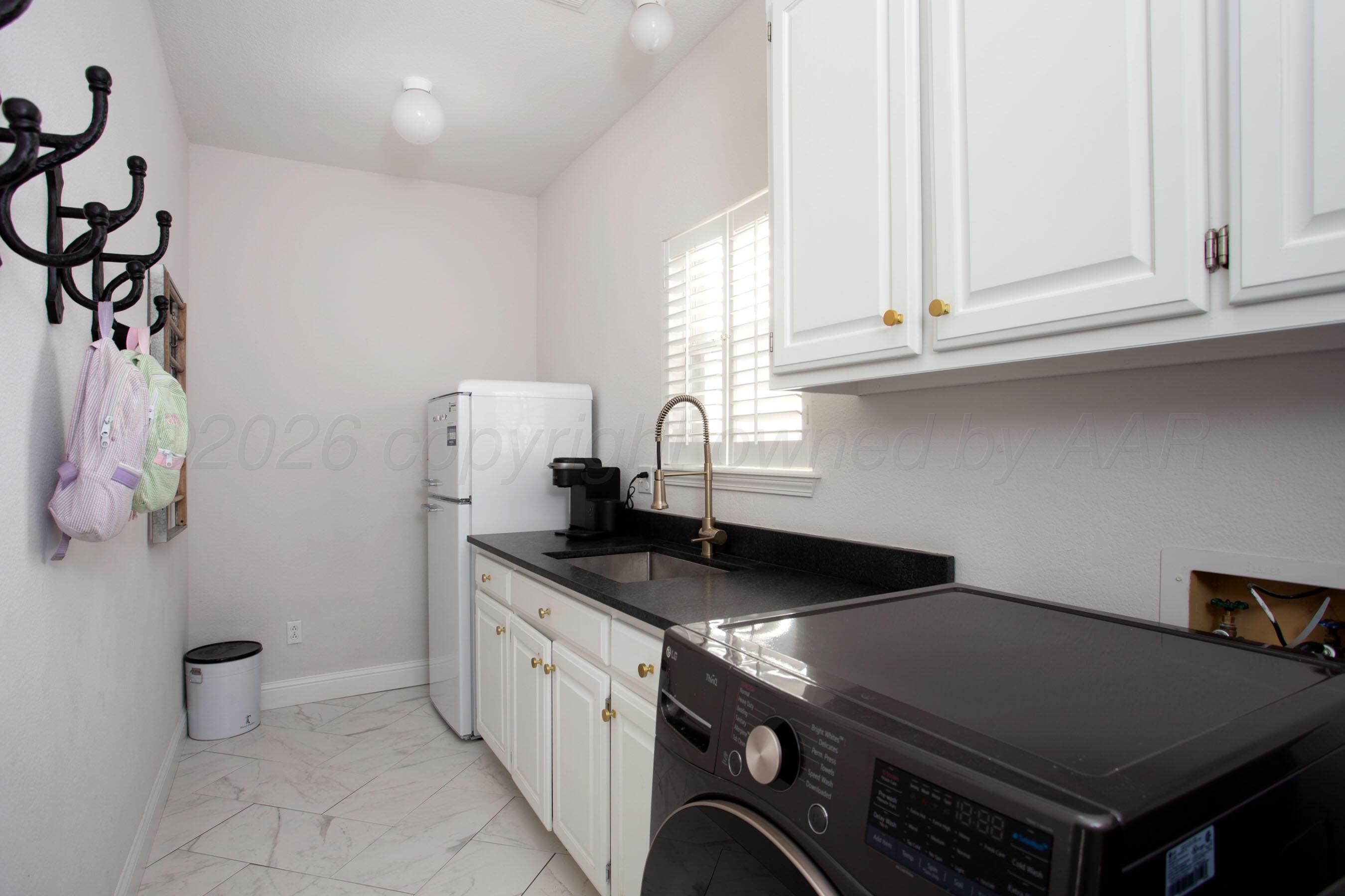 3406 Mccall Place Property Photo 37