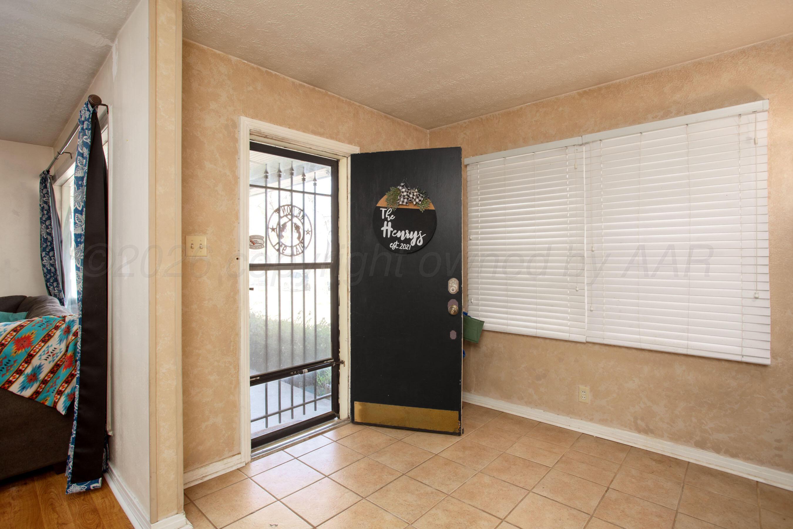 4611 Sw 16th Avenue Property Photo 4