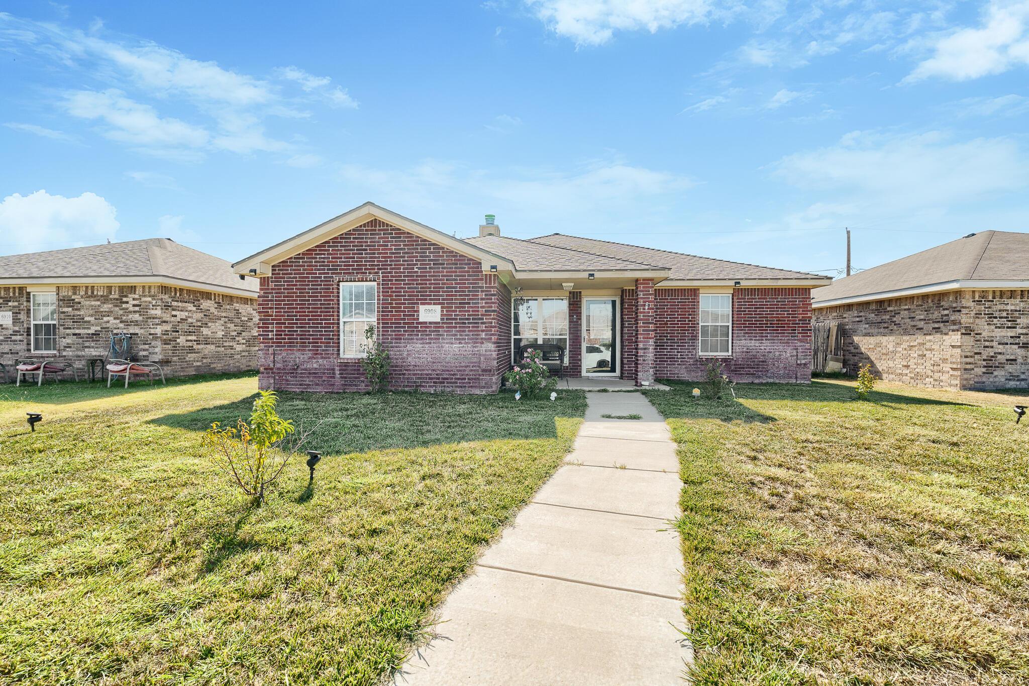 6908 Explorer Trail Property Photo 2