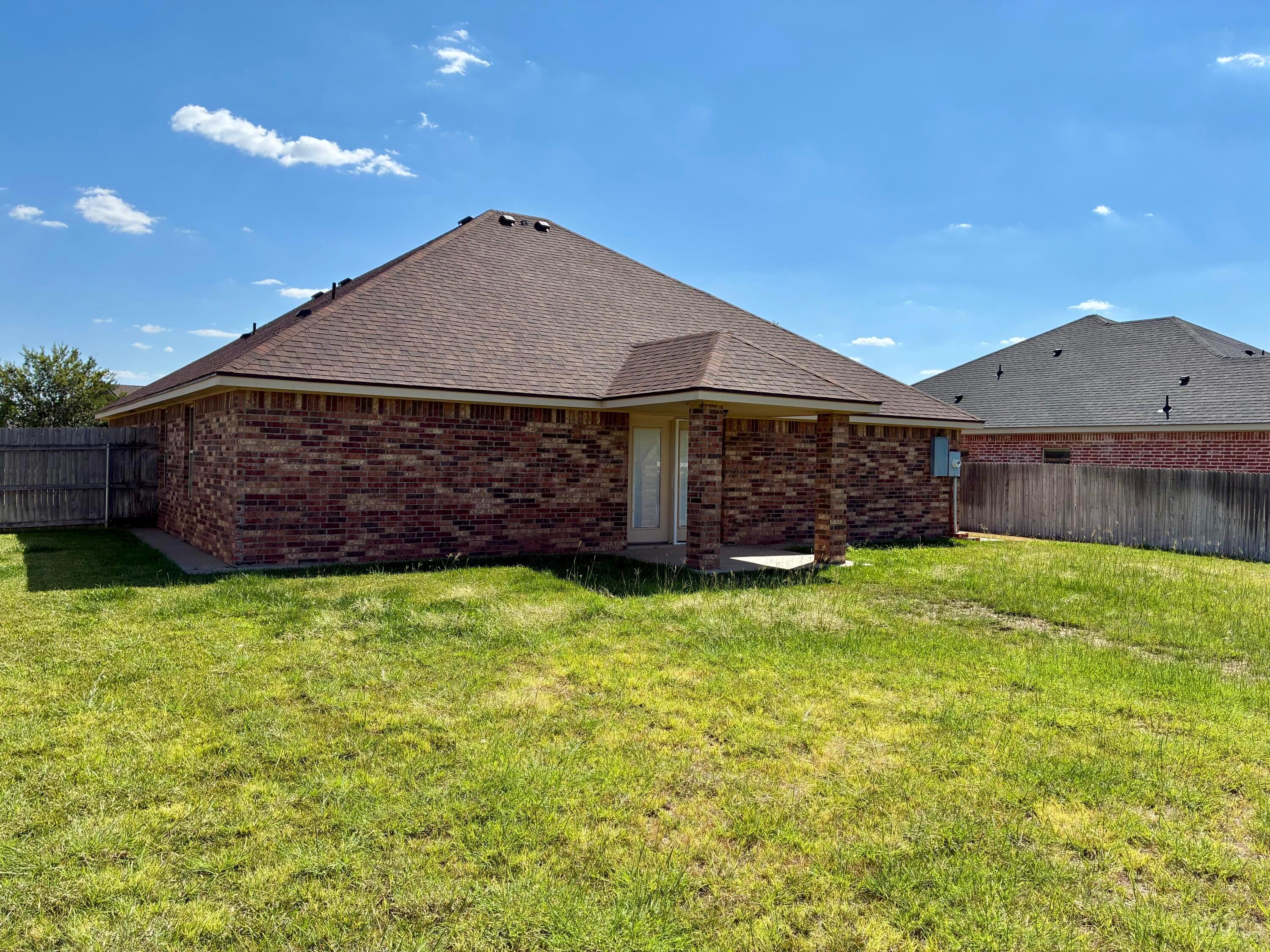 9 William Lane Property Photo 13