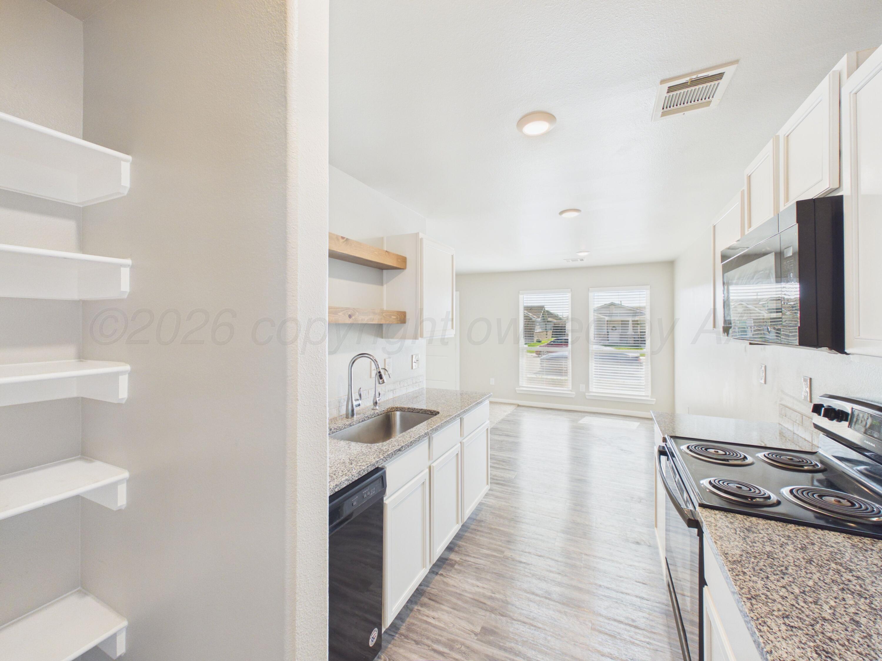 4712 Hinson Street Property Photo 5