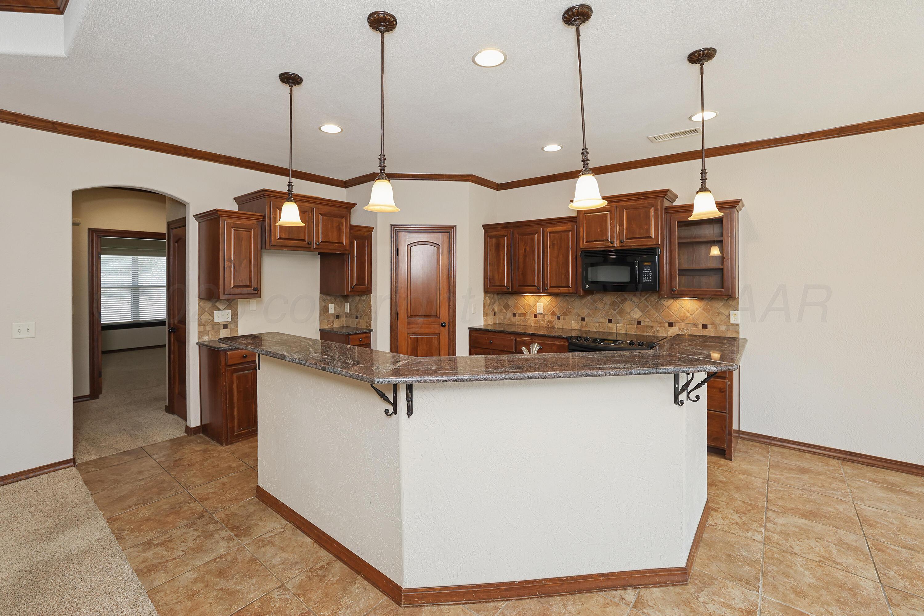 8503 Hamilton Drive Property Photo 6