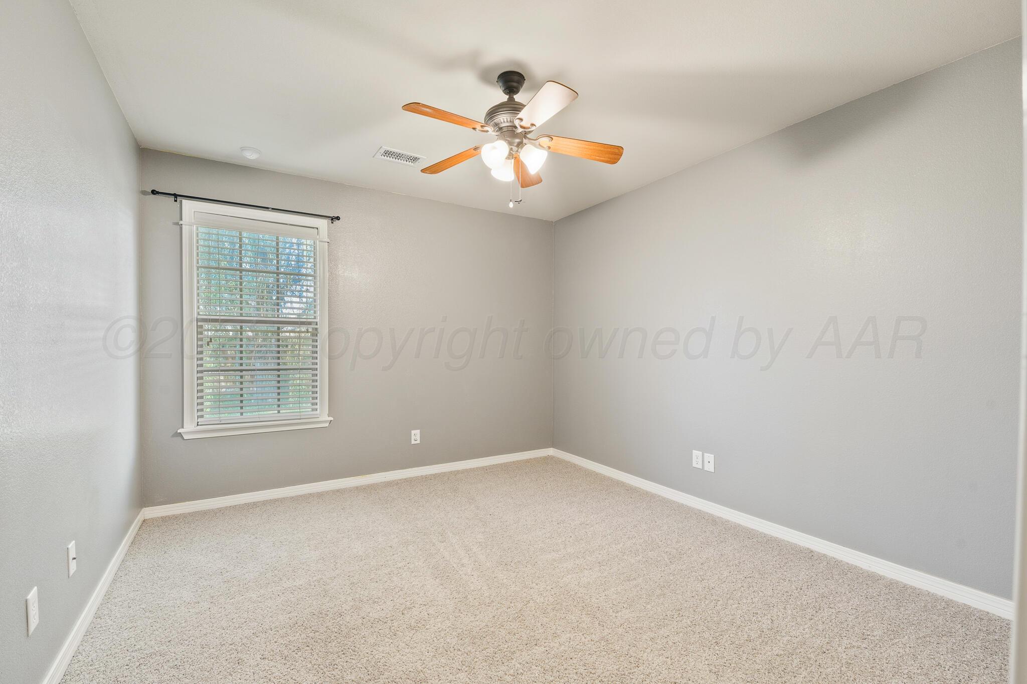 4204 Pine Street Property Photo 11
