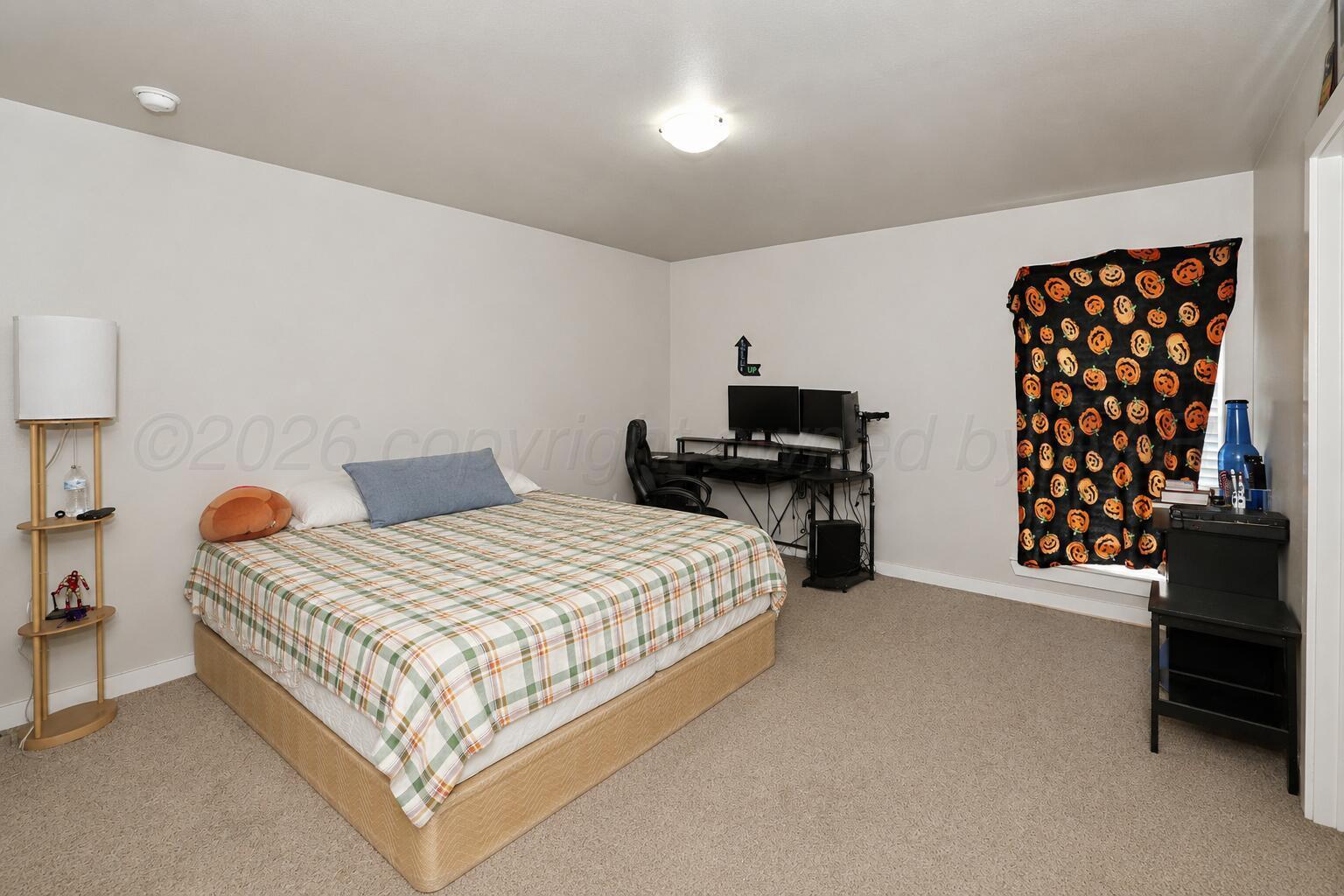 4905 Locker Street Property Photo 6