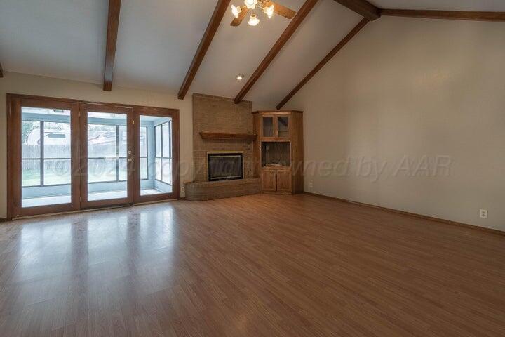 7301 Dukes Place Property Photo 3