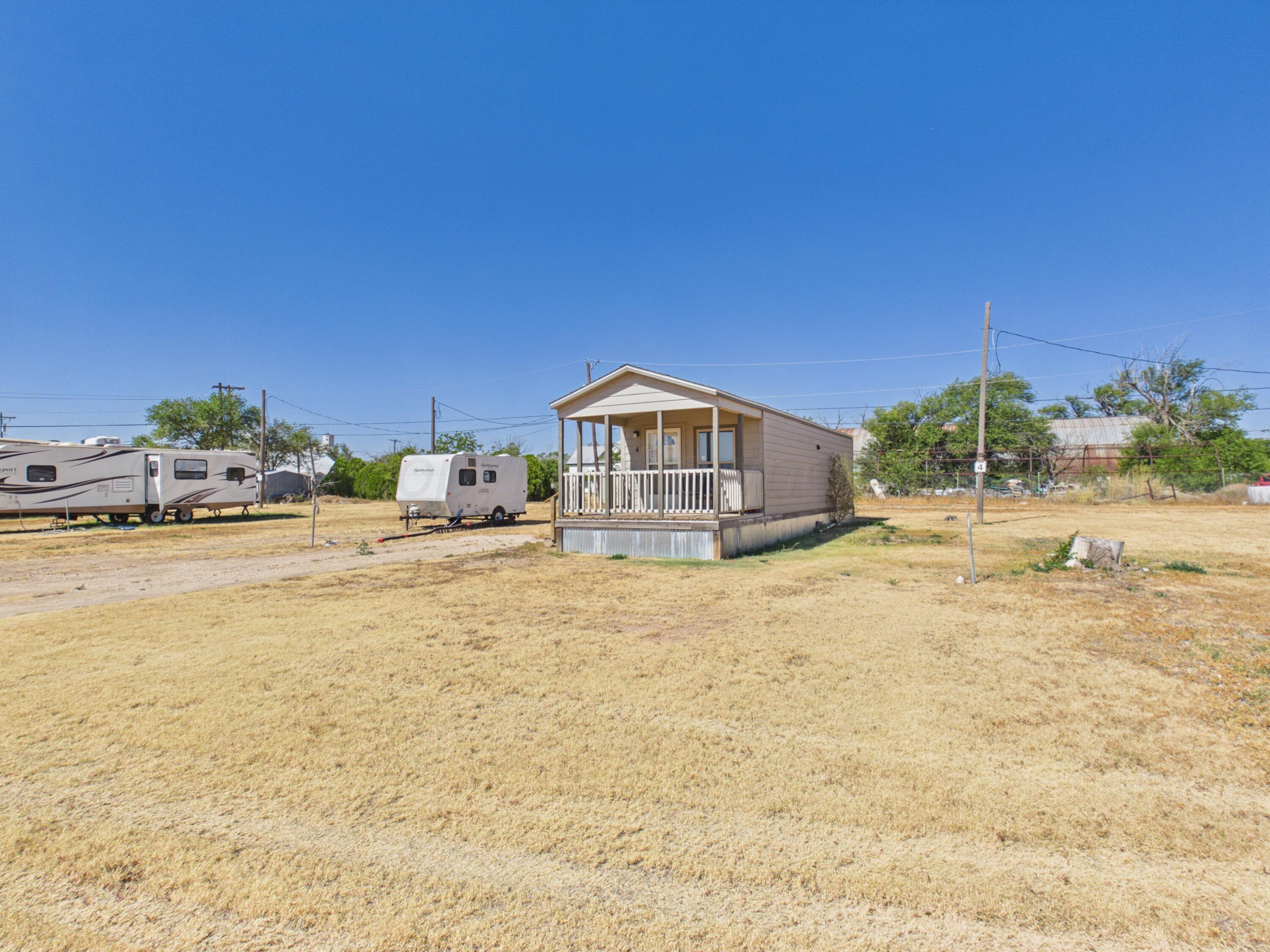 801 N Hale Avenue Property Photo 24