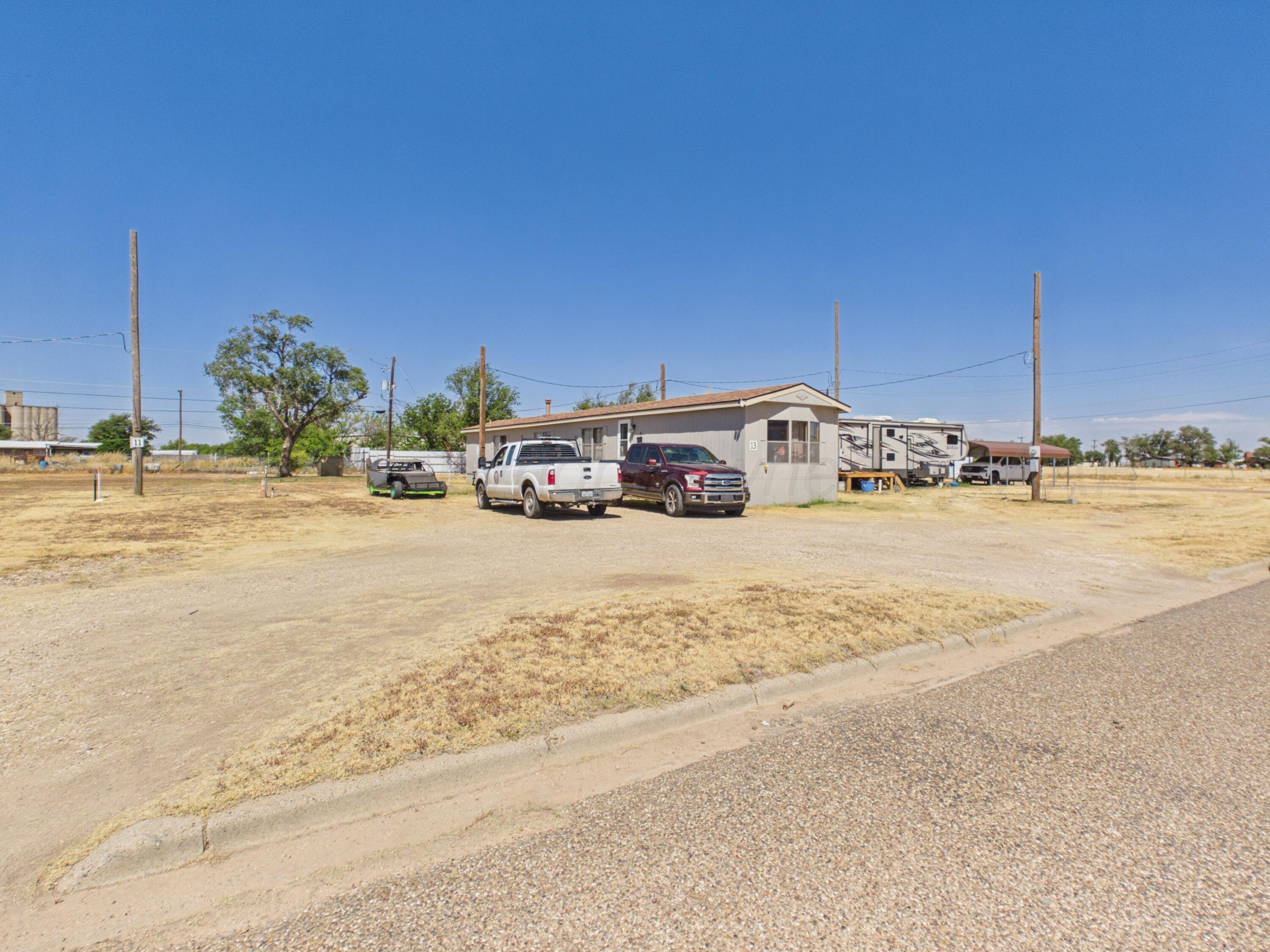 801 N Hale Avenue Property Photo 51