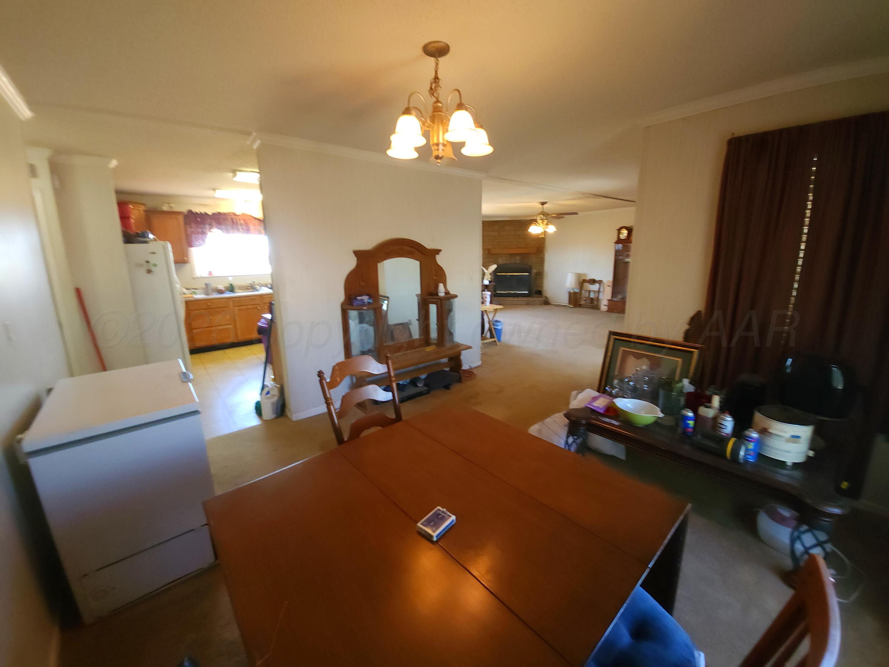 8400 Sandlewood Avenue Property Photo 7