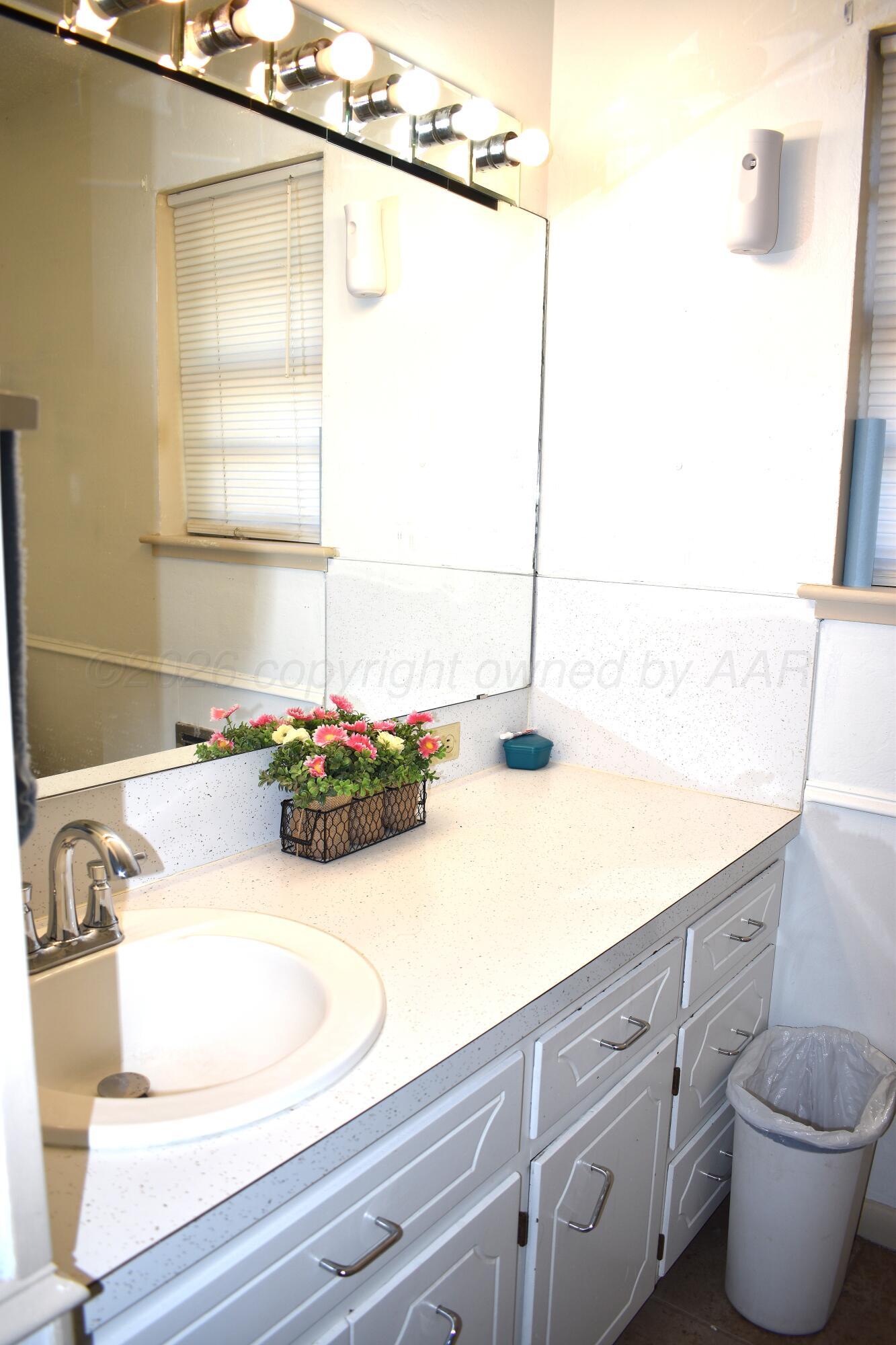 519 Willow Avenue Property Photo 14