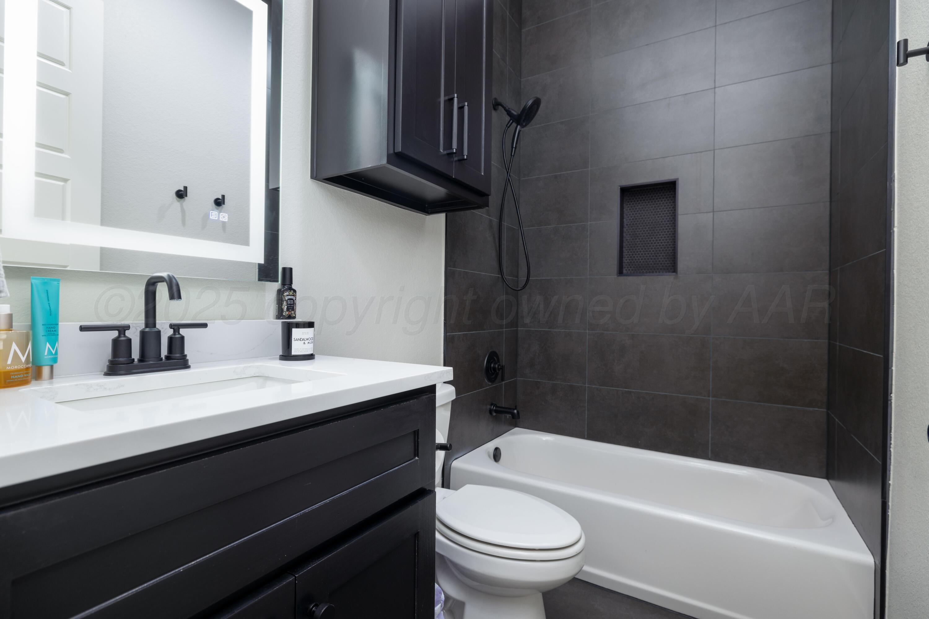 9507 Meadow Ridge Drive Property Photo 17