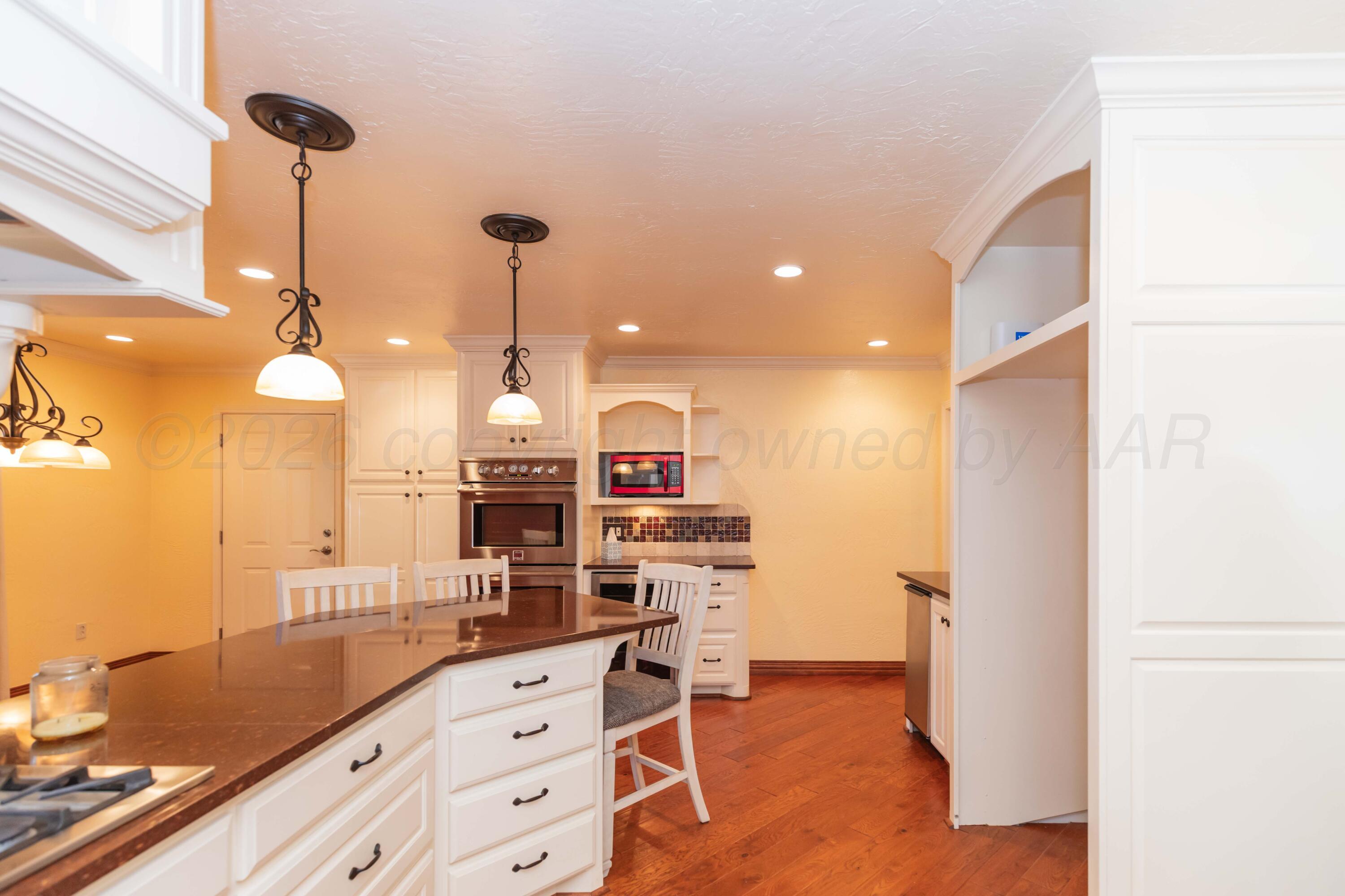 2612 Parker Street Property Photo 14