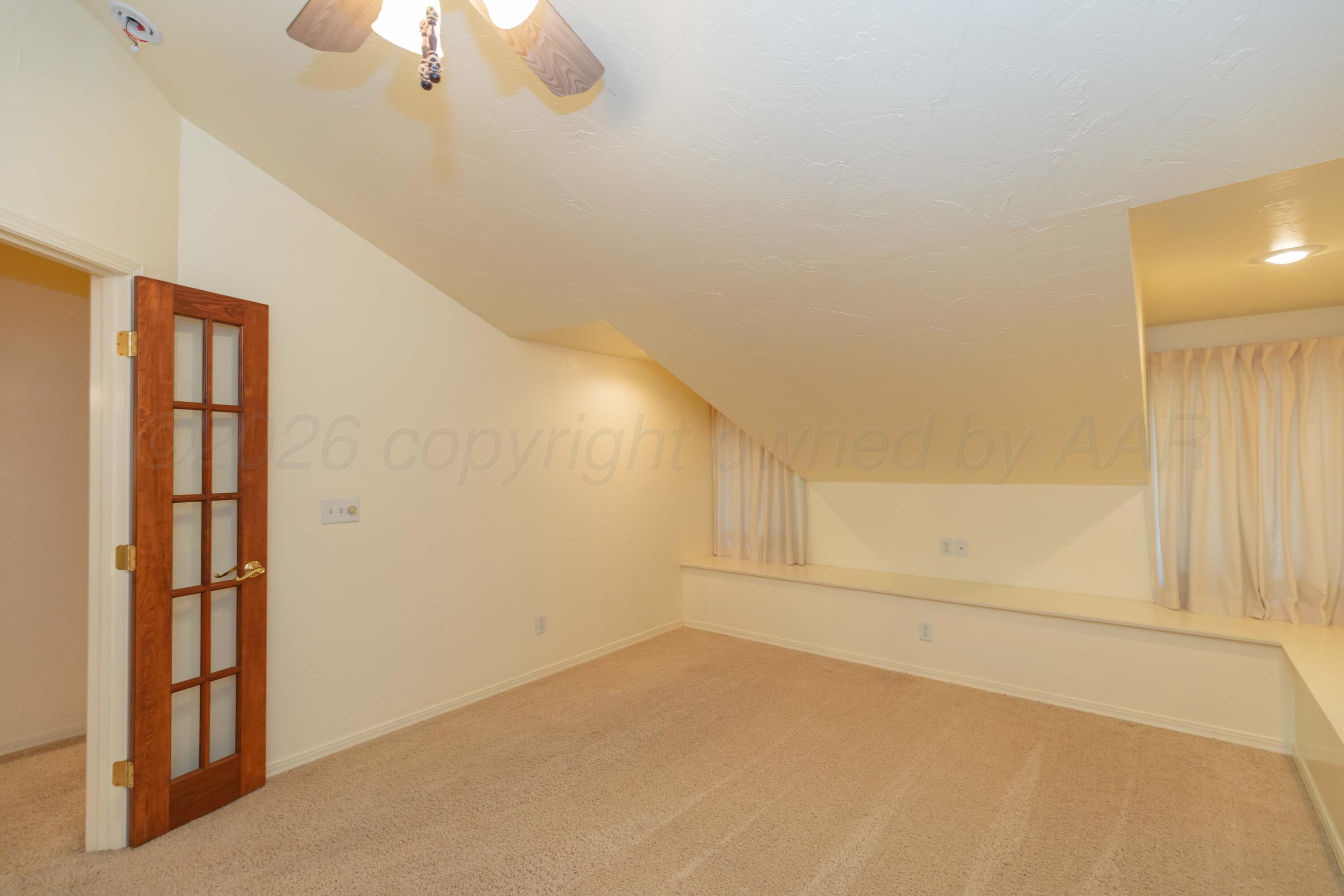 2612 Parker Street Property Photo 33