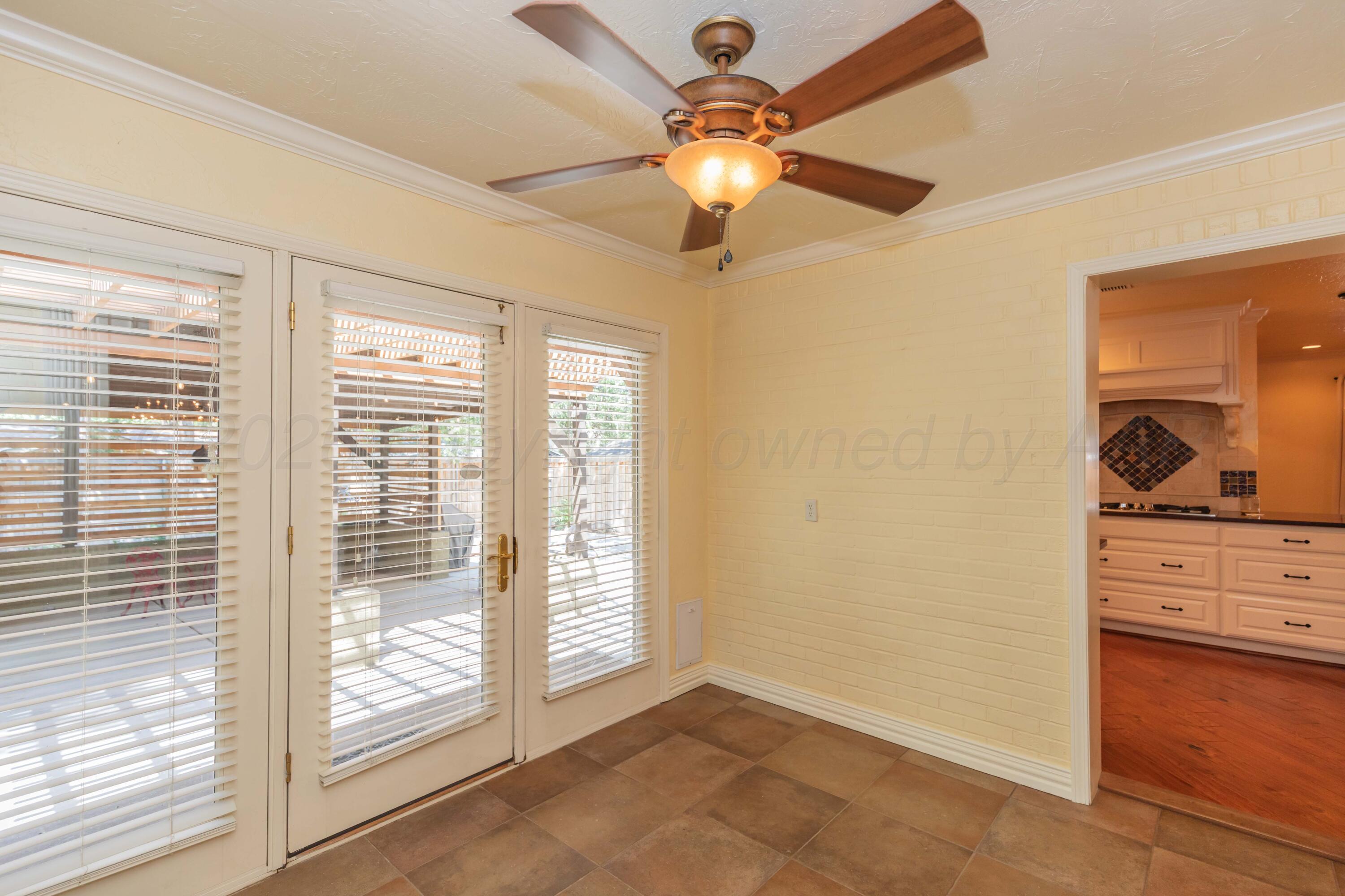 2612 Parker Street Property Photo 42