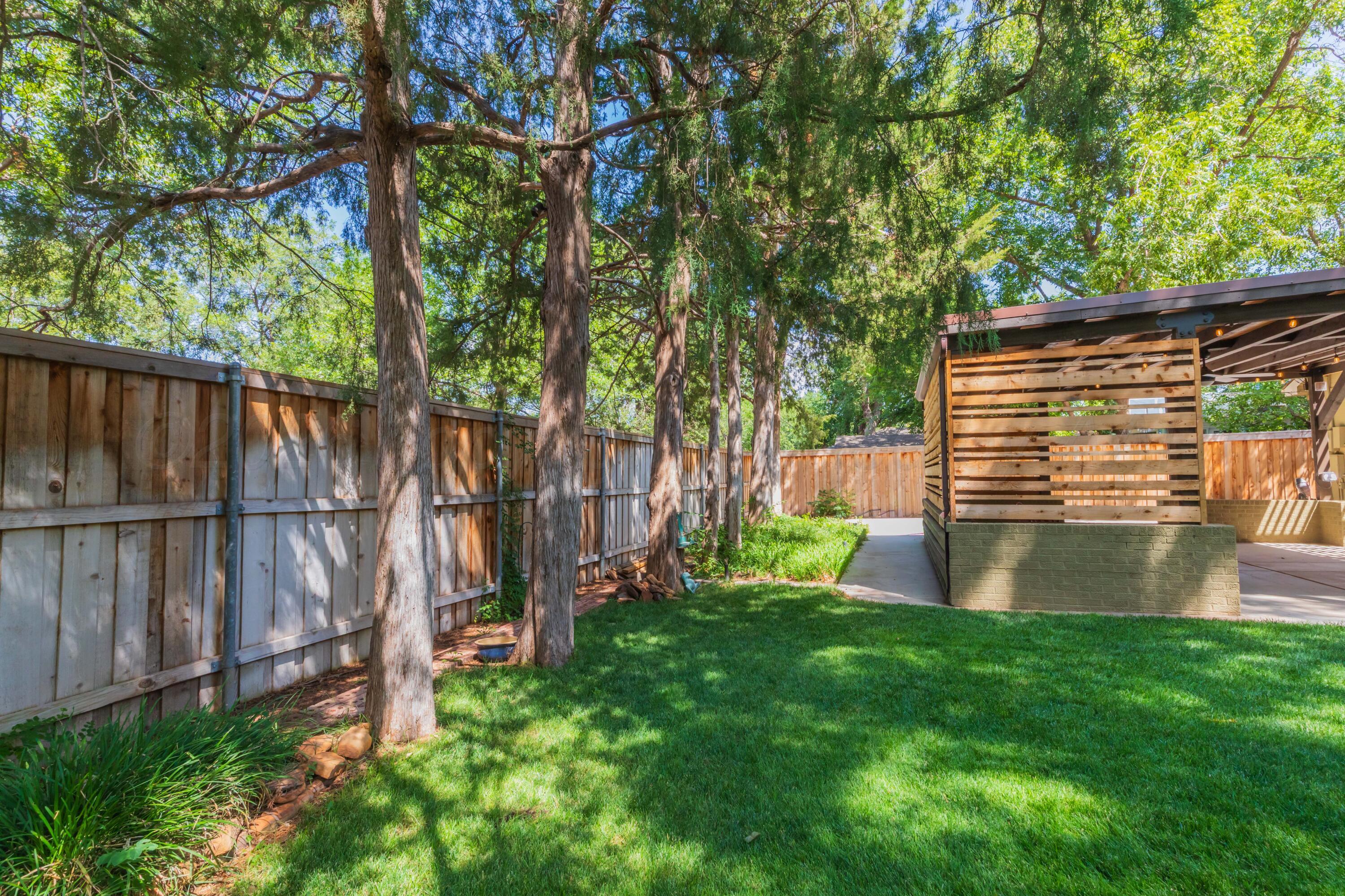 2612 Parker Street Property Photo 47