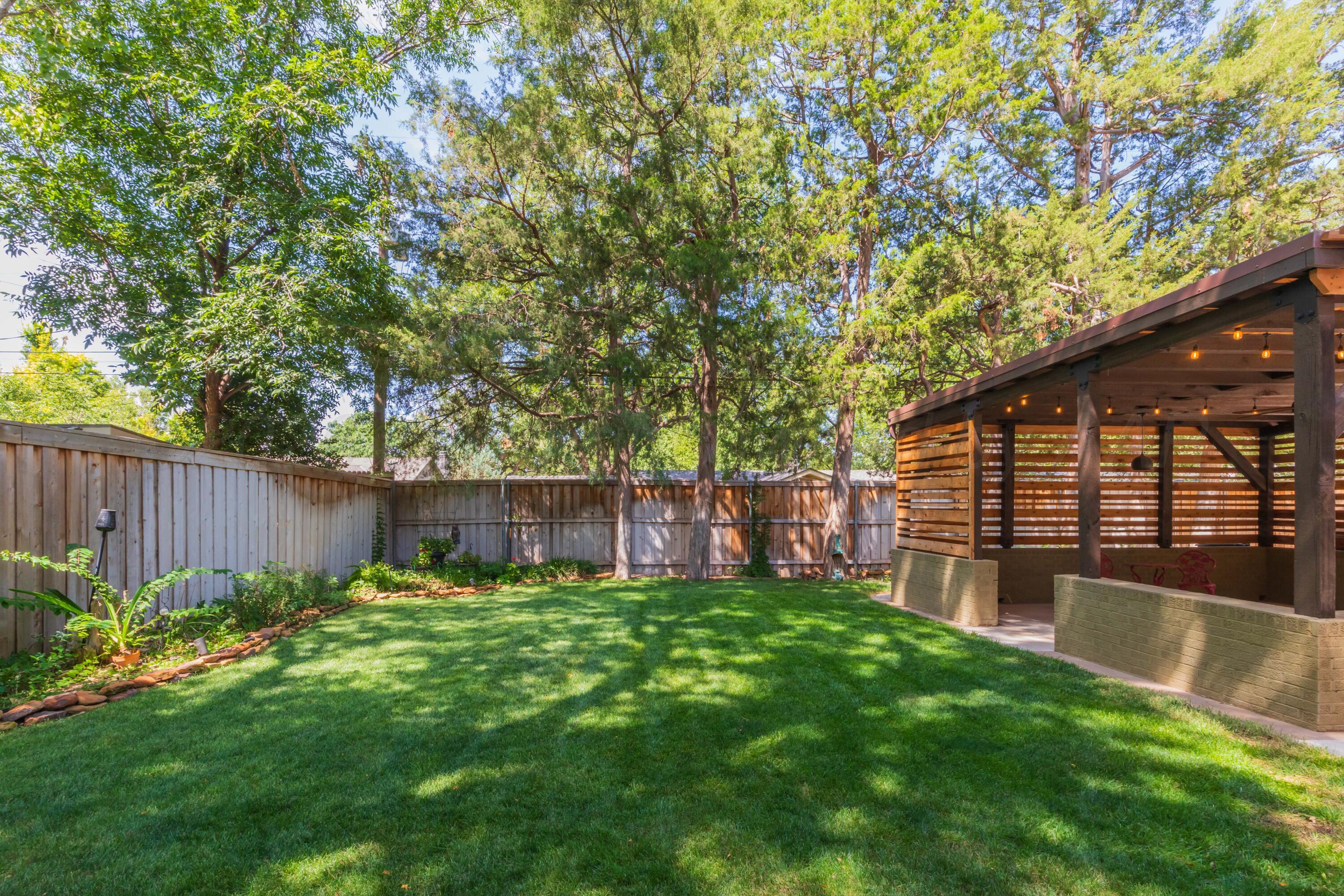 2612 Parker Street Property Photo 48