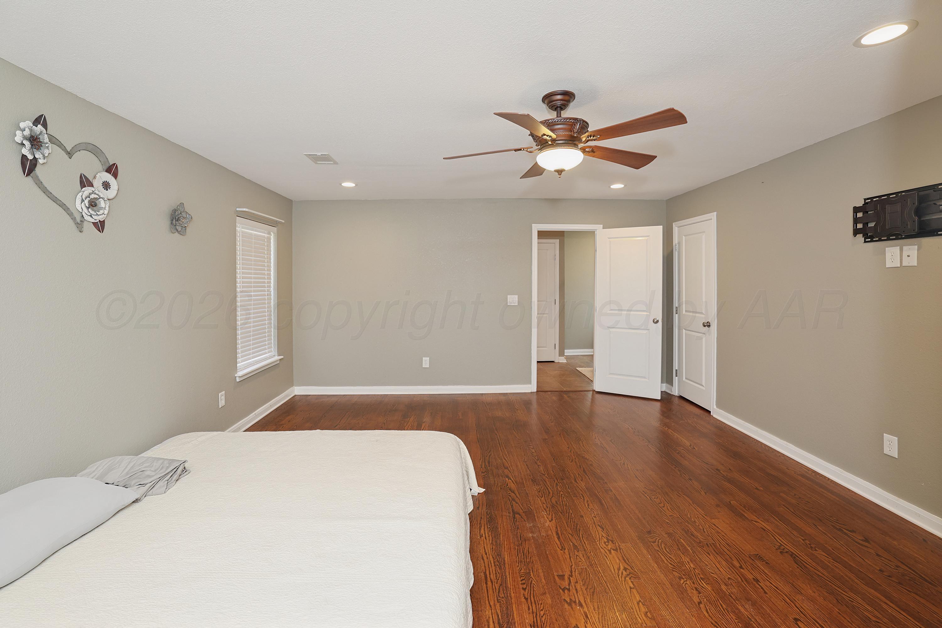 13901 White Tail Avenue Property Photo 14