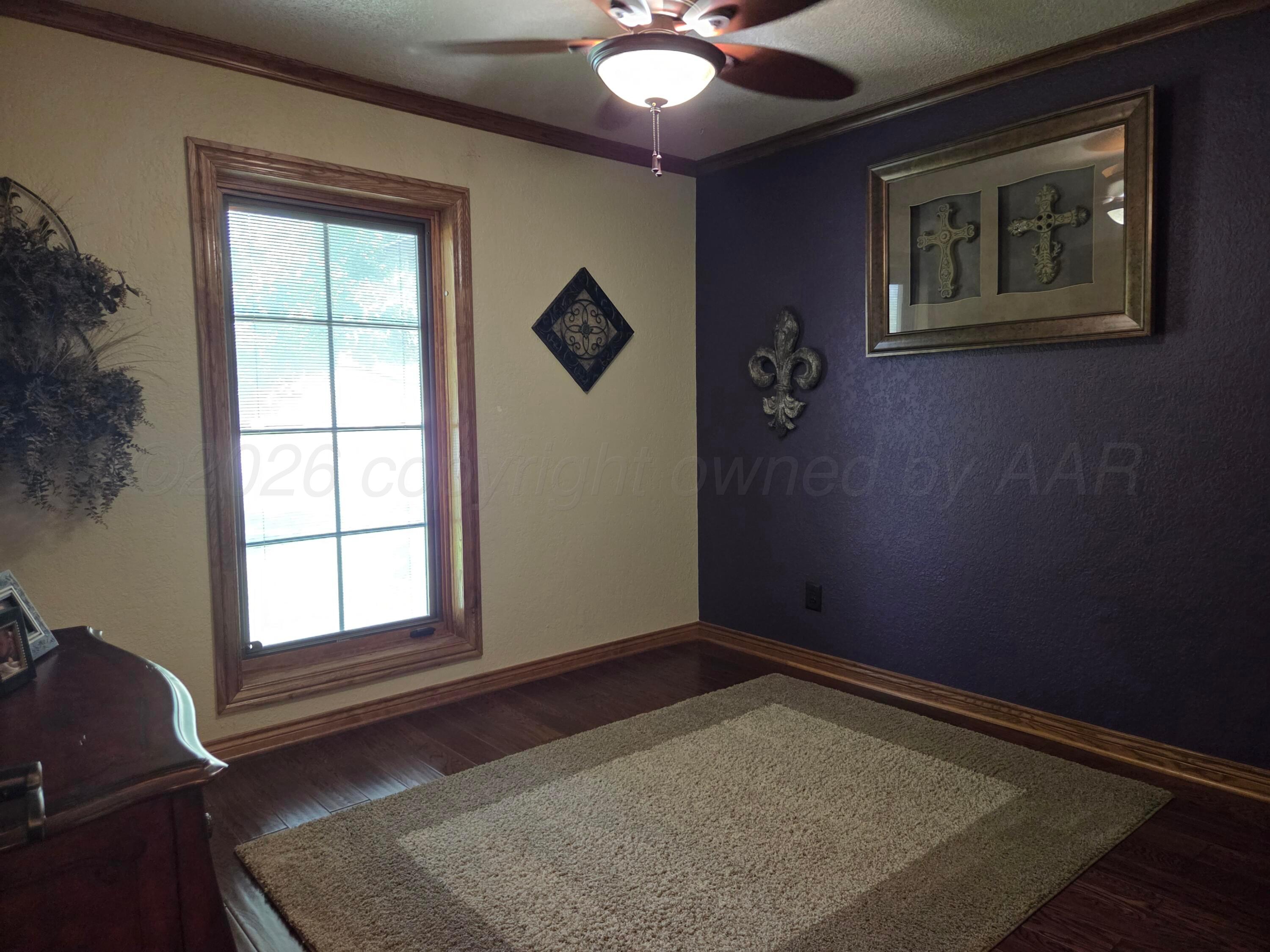 2305 S Elm Street Property Photo 27