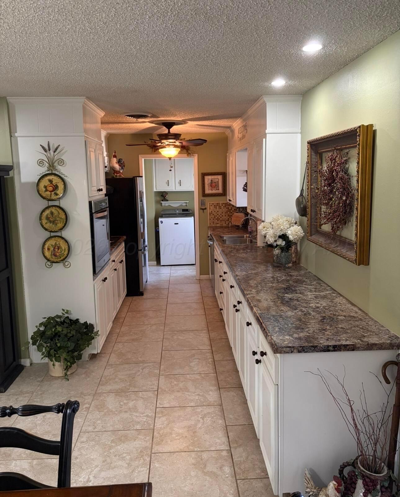 1005 Kiowa Place Property Photo 3