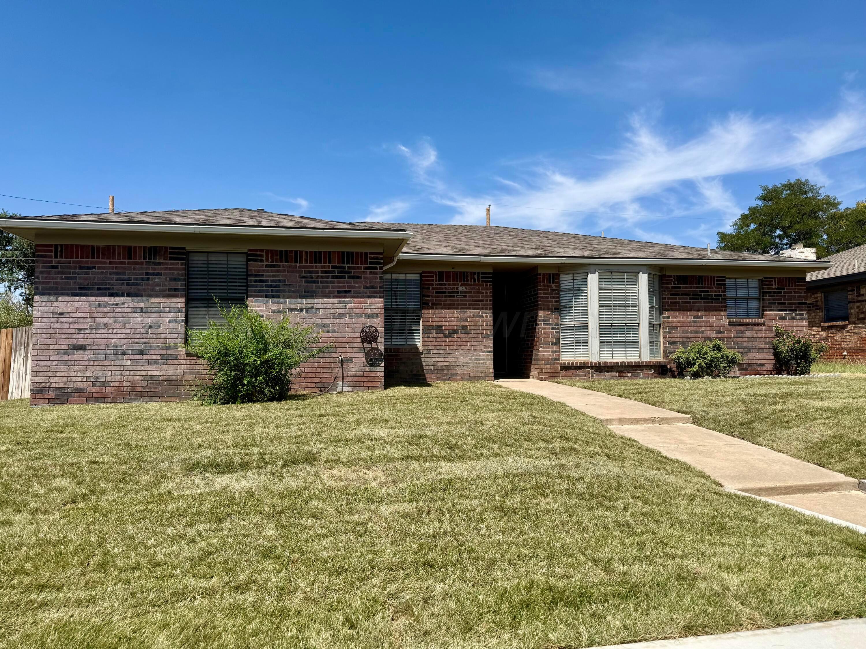 1020 Trinchera Drive Property Photo 2
