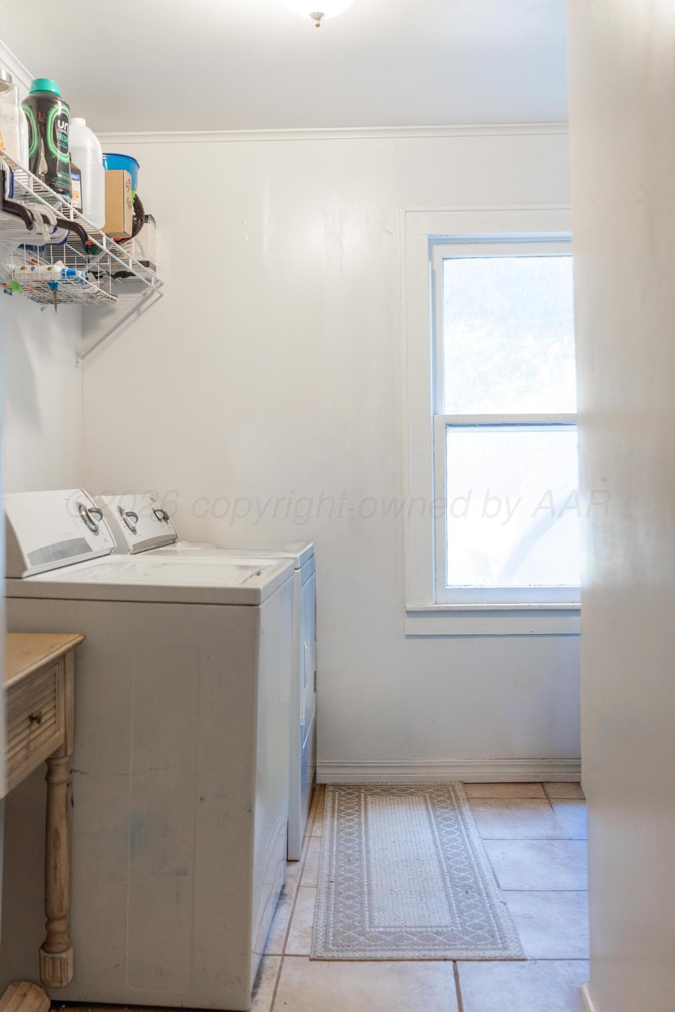 202 W 11th Street Property Photo 12