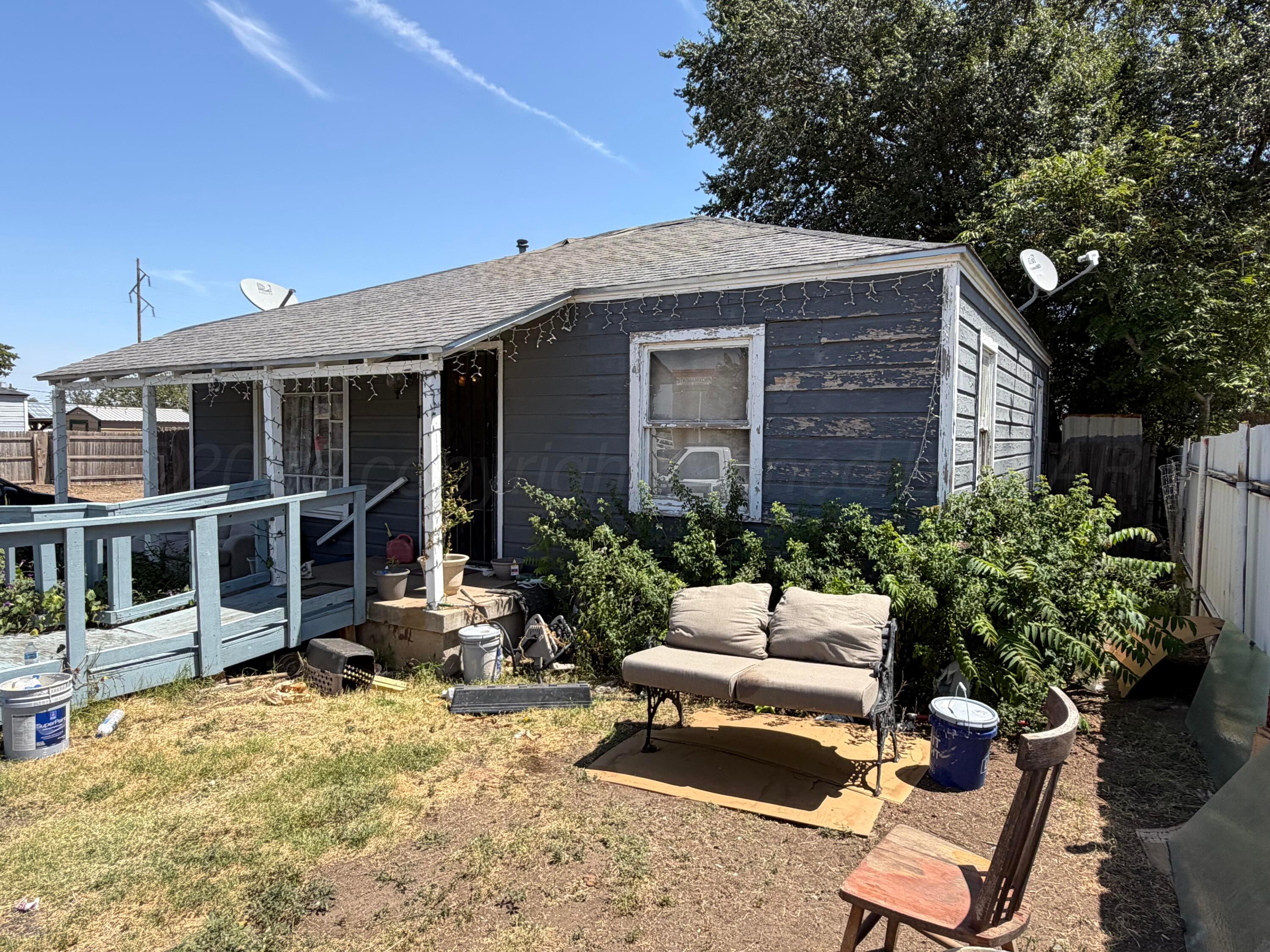 1002 N Buchanan Street Property Photo 10