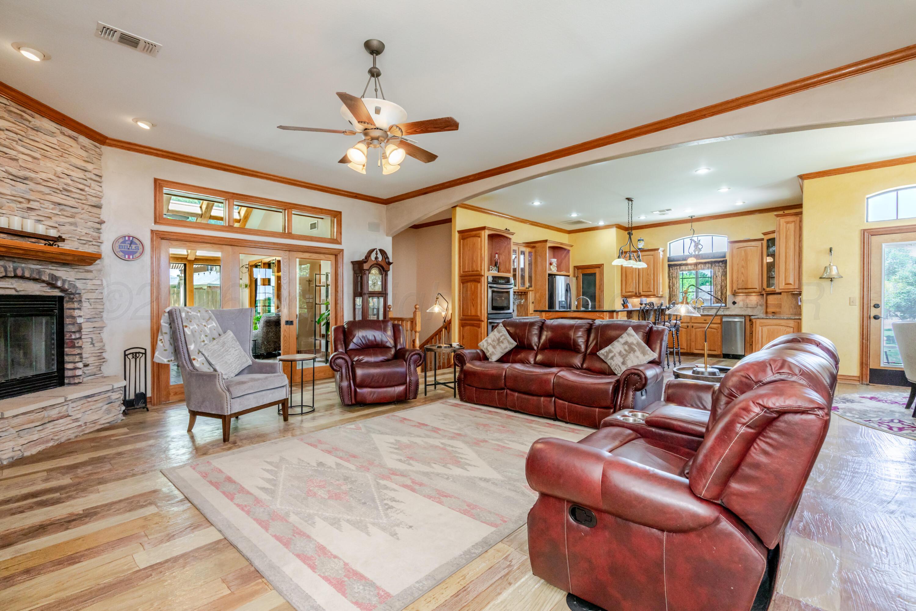 33 Canyon Rim Drive Property Photo 8