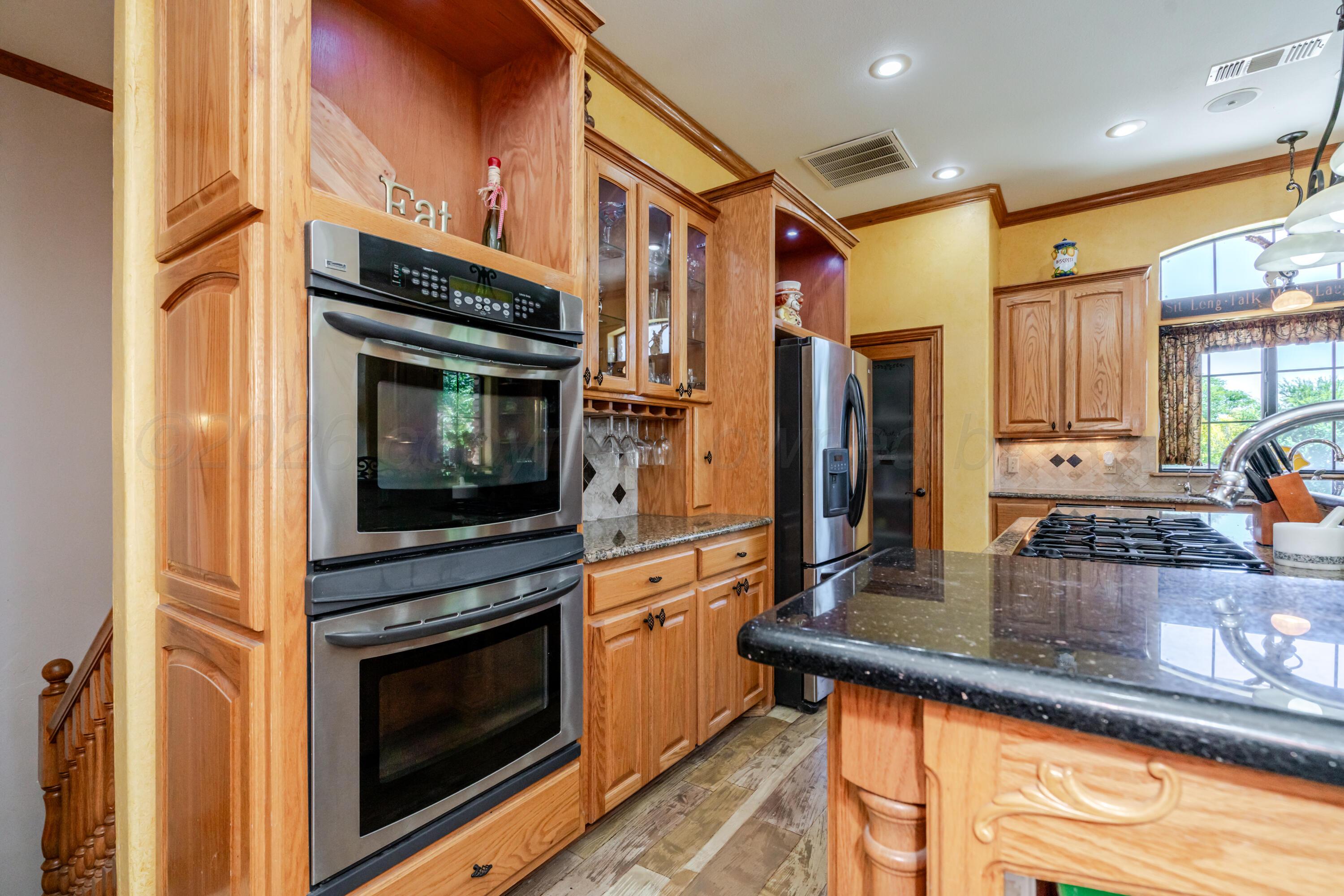 33 Canyon Rim Drive Property Photo 15