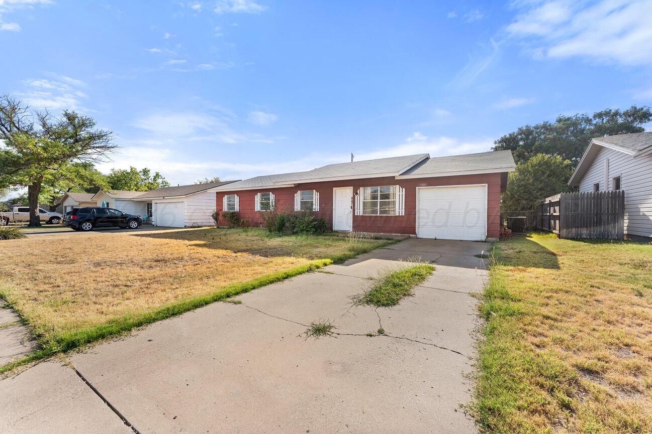 1010 5th Street Property Photo 2