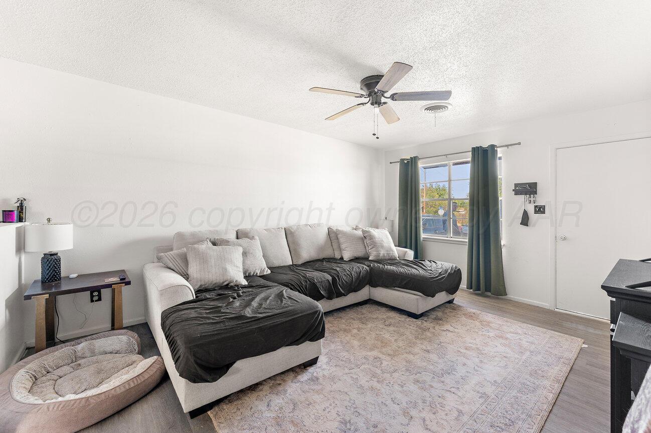 1010 5th Street Property Photo 5