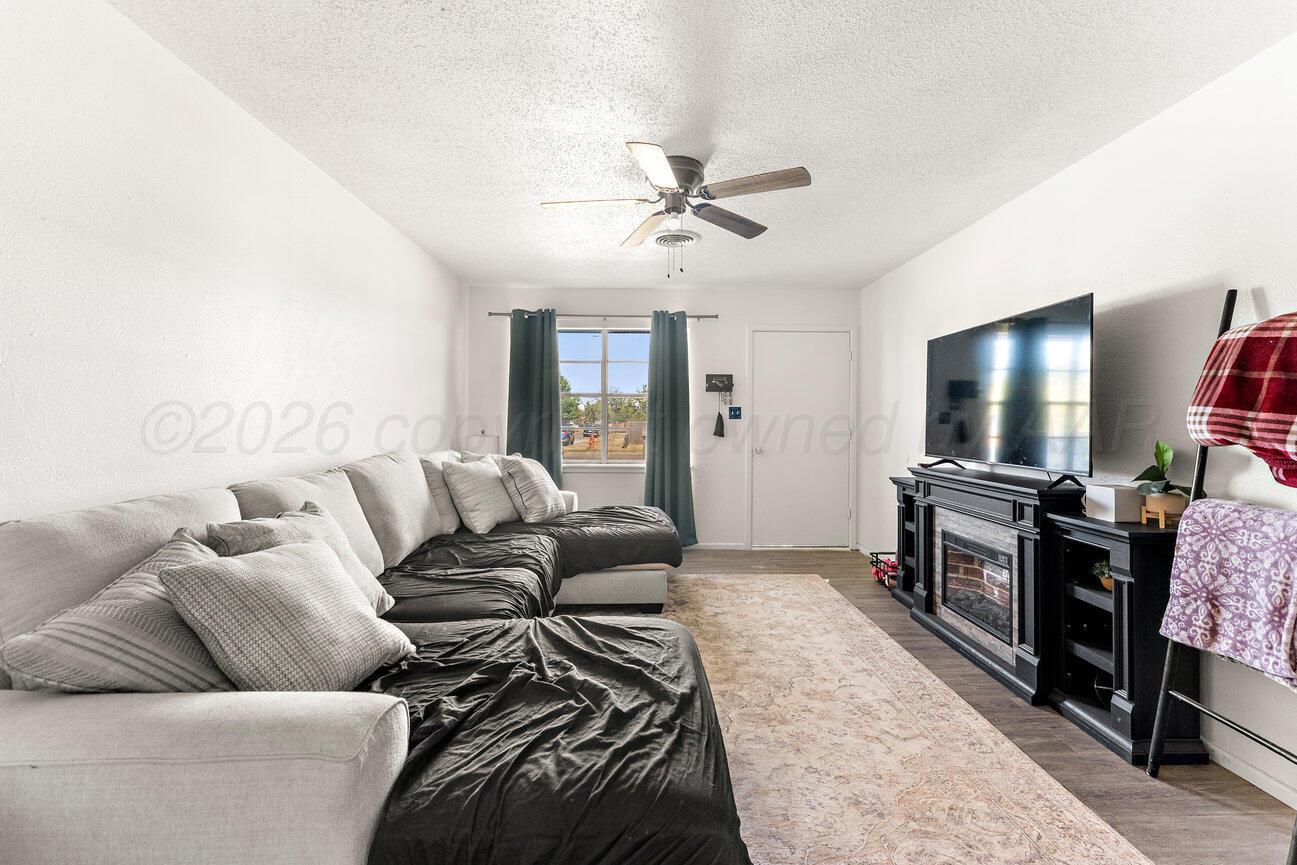 1010 5th Street Property Photo 7