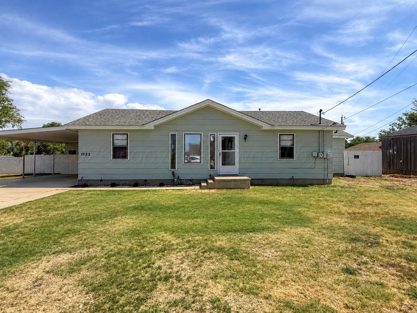1022 Coble Drive Property Photo 1