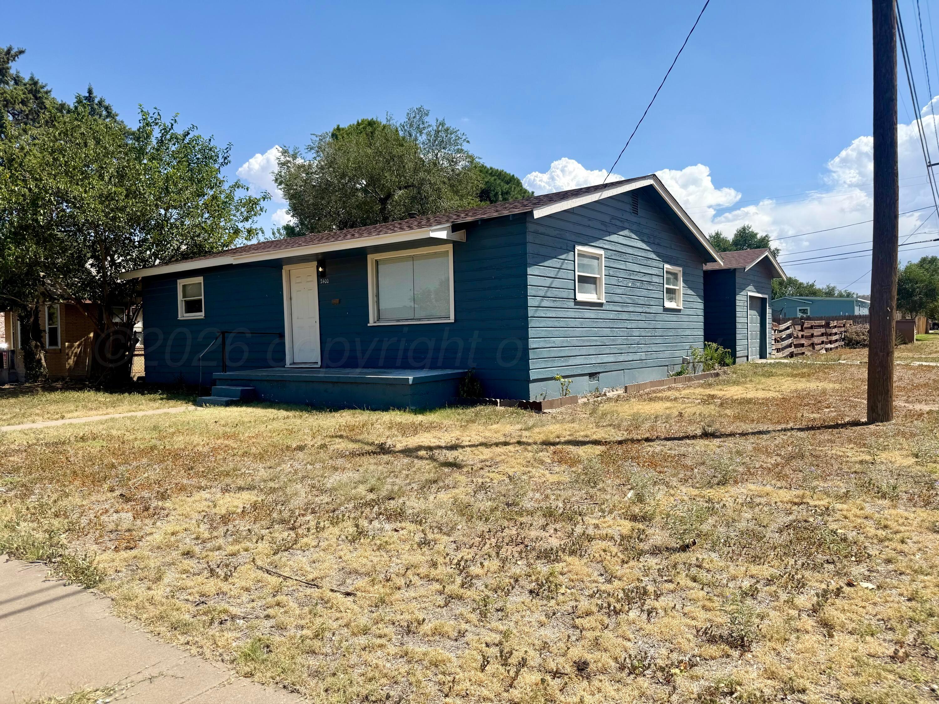 2400 Sanborn Street Property Photo 3