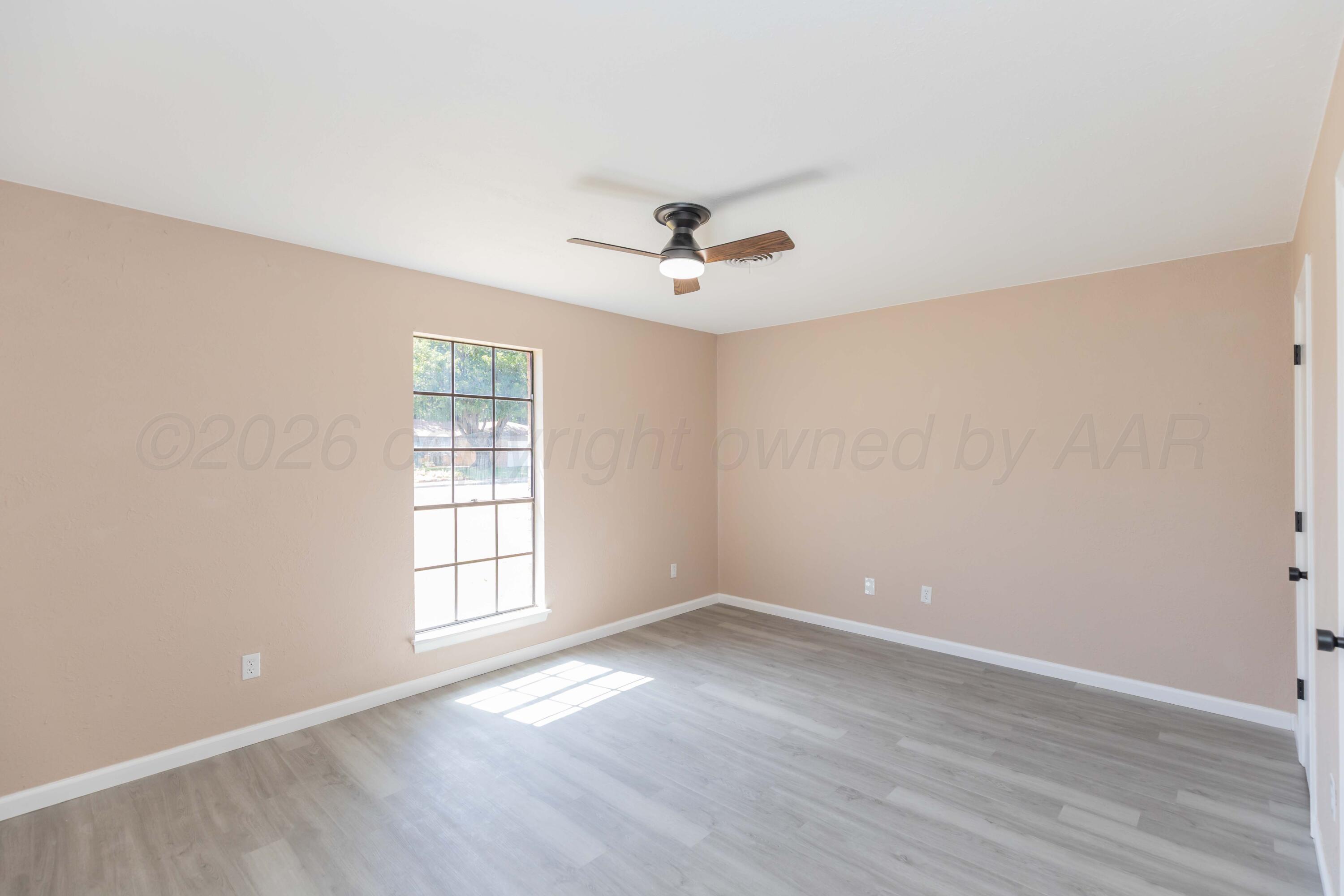 4407 Kingston Road Property Photo 10