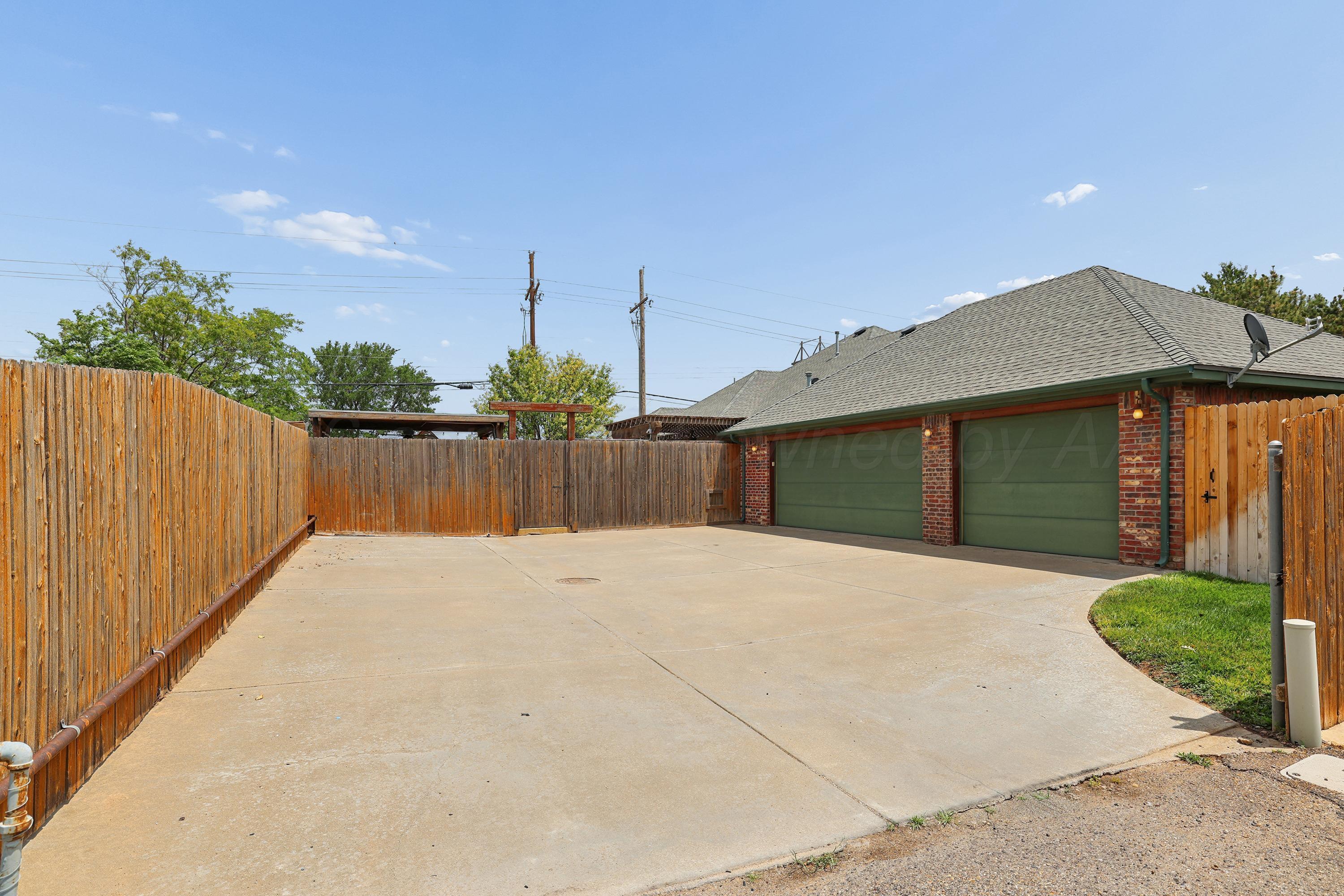 6000 Riley Elizabeth Place Property Photo 34