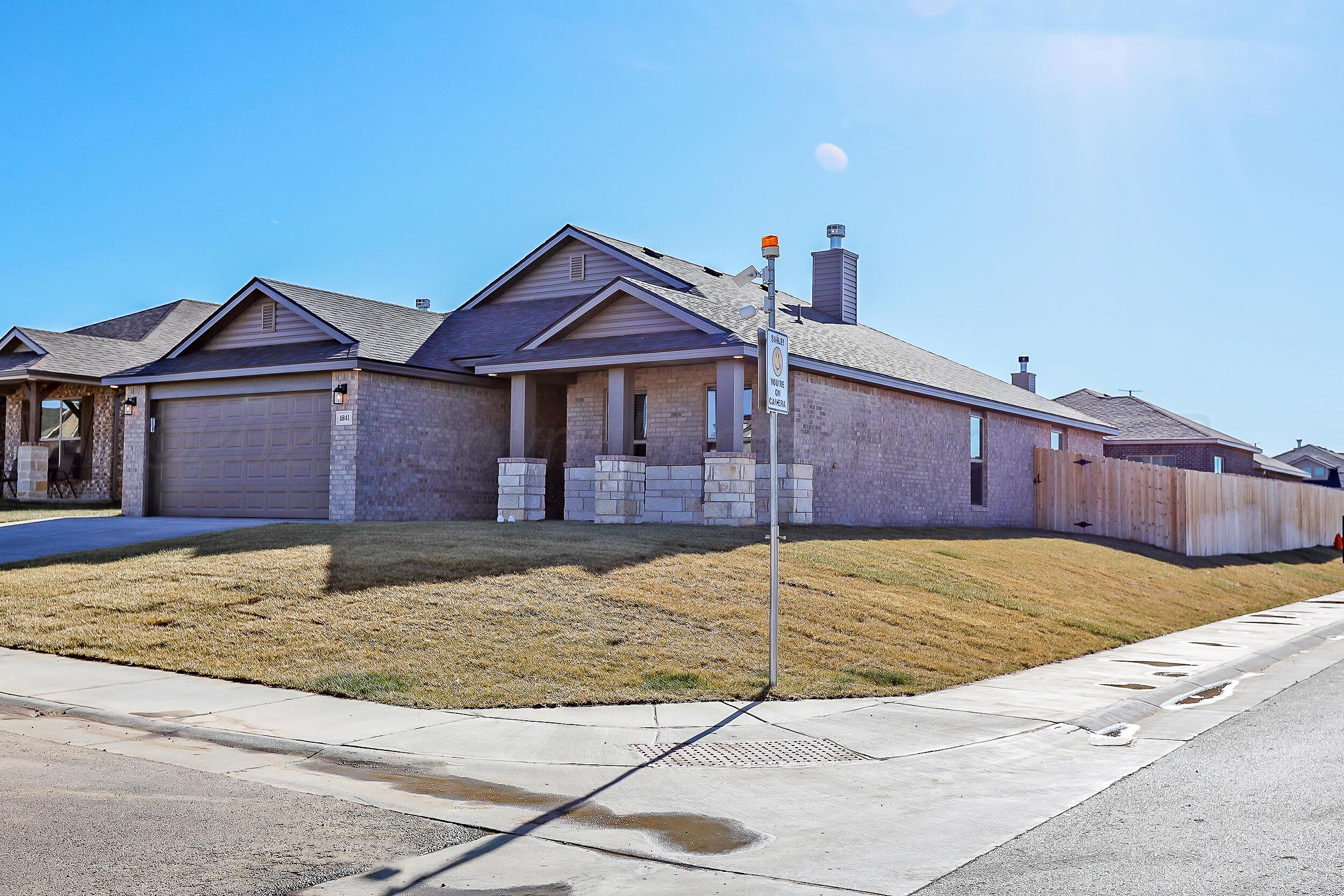 1841 Montaluse Road Property Photo 2