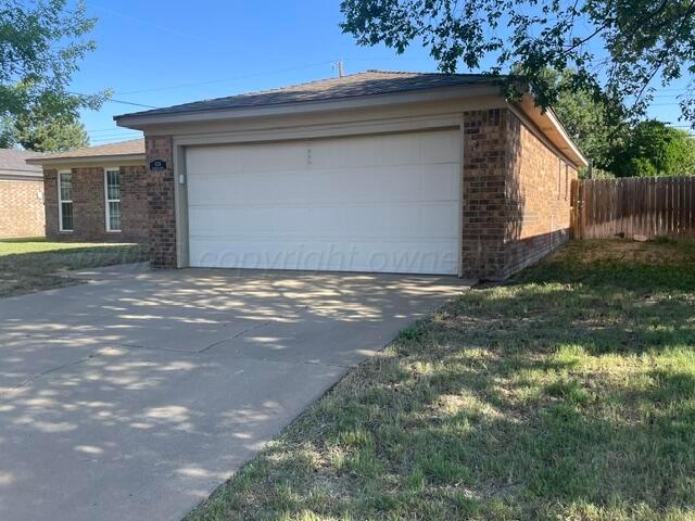 1124 Trinchera Property Photo 3