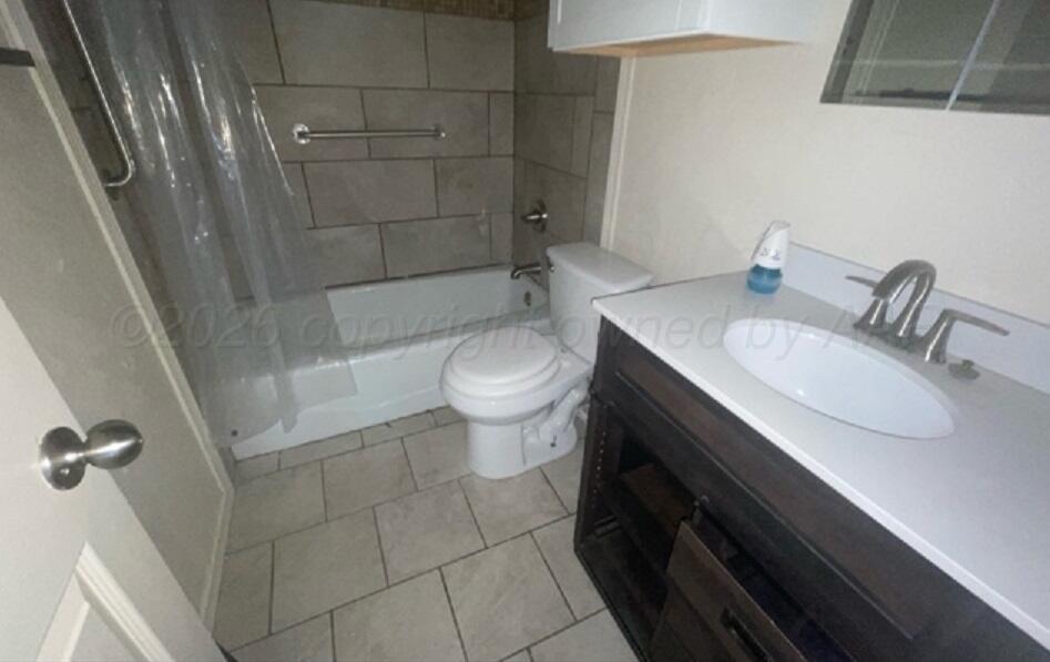 1124 Trinchera Property Photo 15