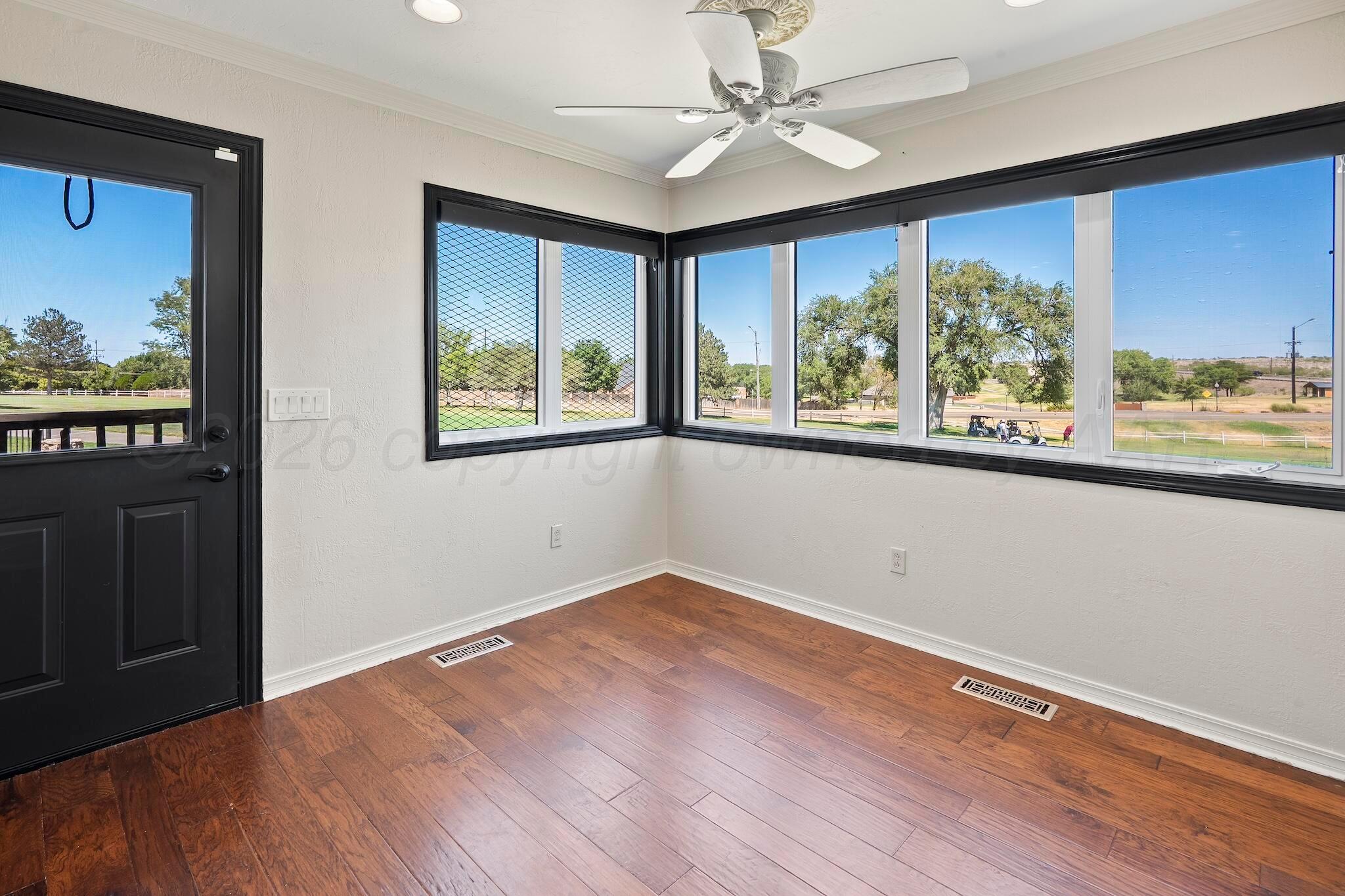 9 Country Club Drive Property Photo 15