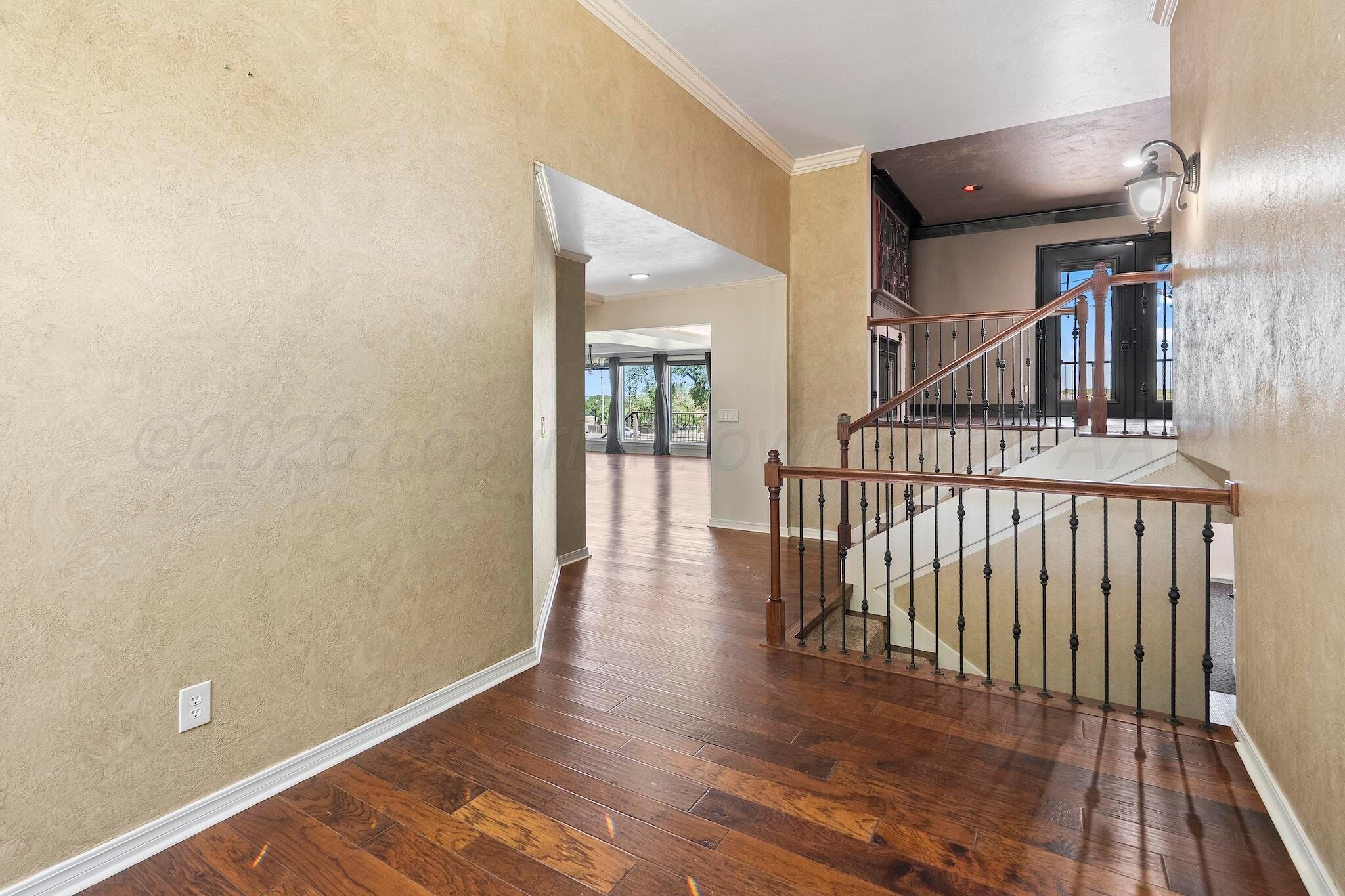 9 Country Club Drive Property Photo 17