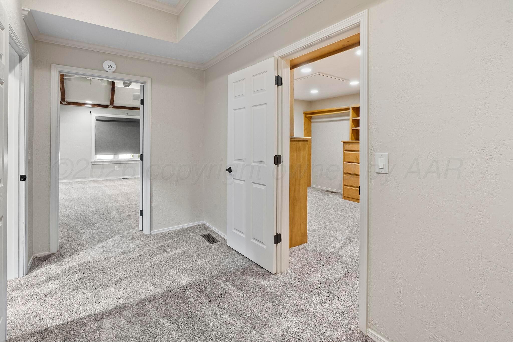 9 Country Club Drive Property Photo 24