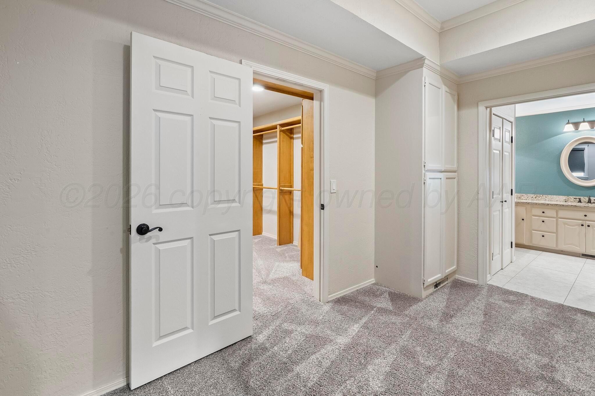 9 Country Club Drive Property Photo 25