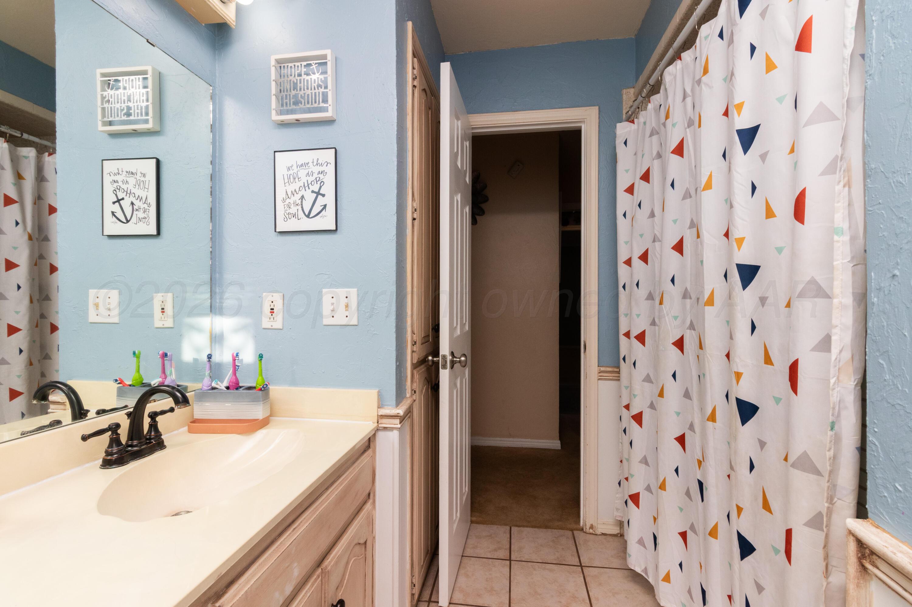4024 Oakhurst Drive Property Photo 24