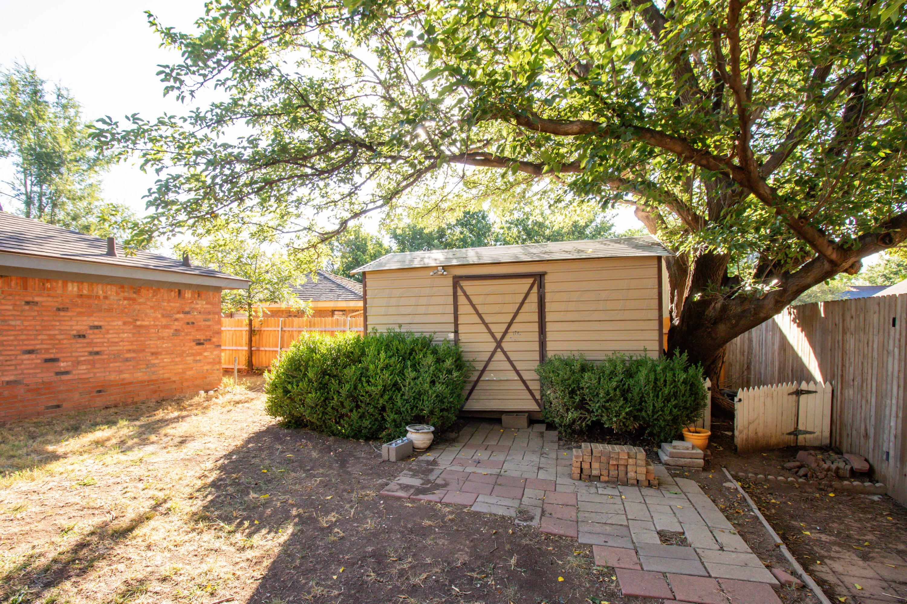 4024 Oakhurst Drive Property Photo 29