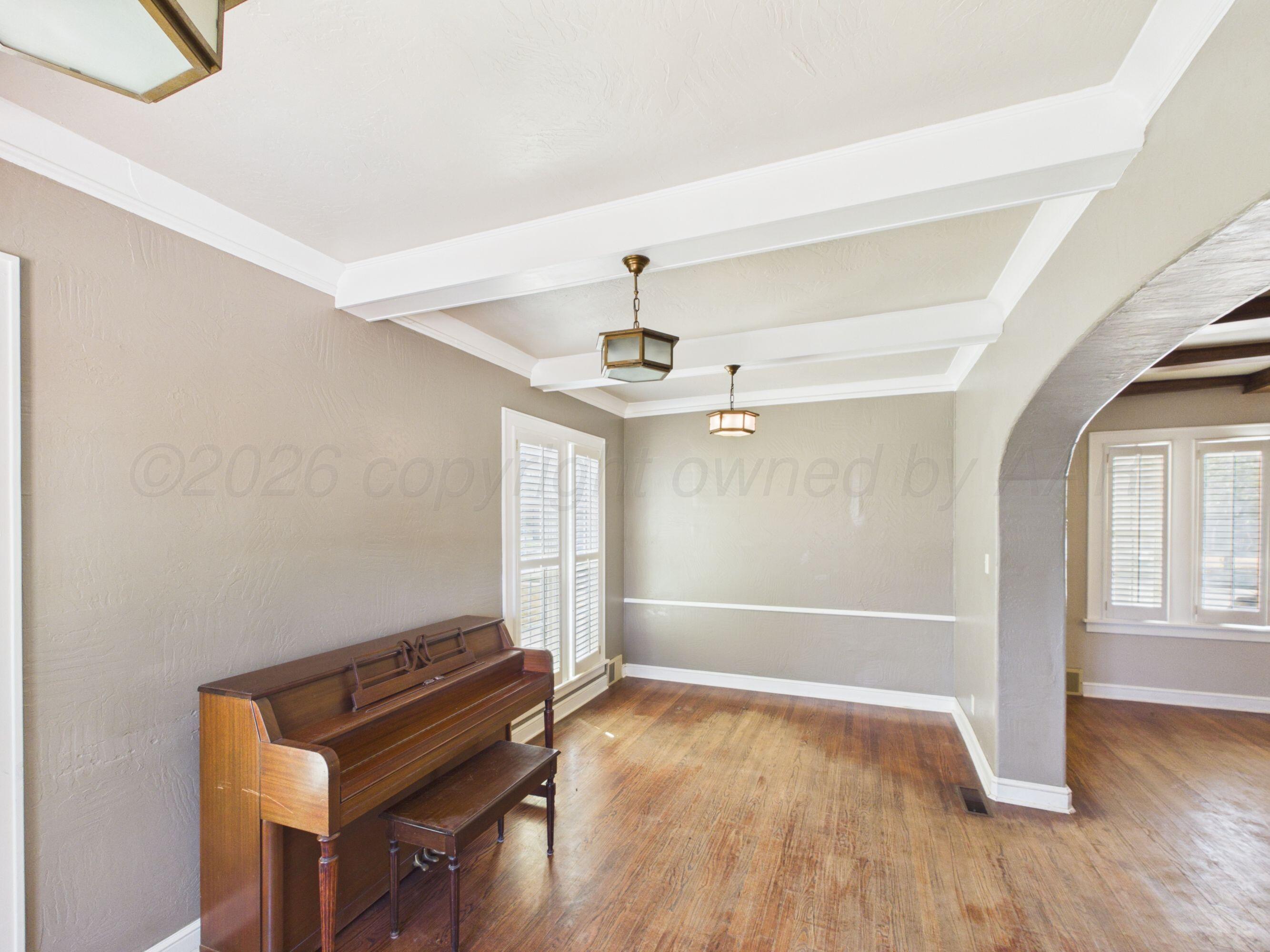 1206 N Mary-ellen Street Property Photo 19