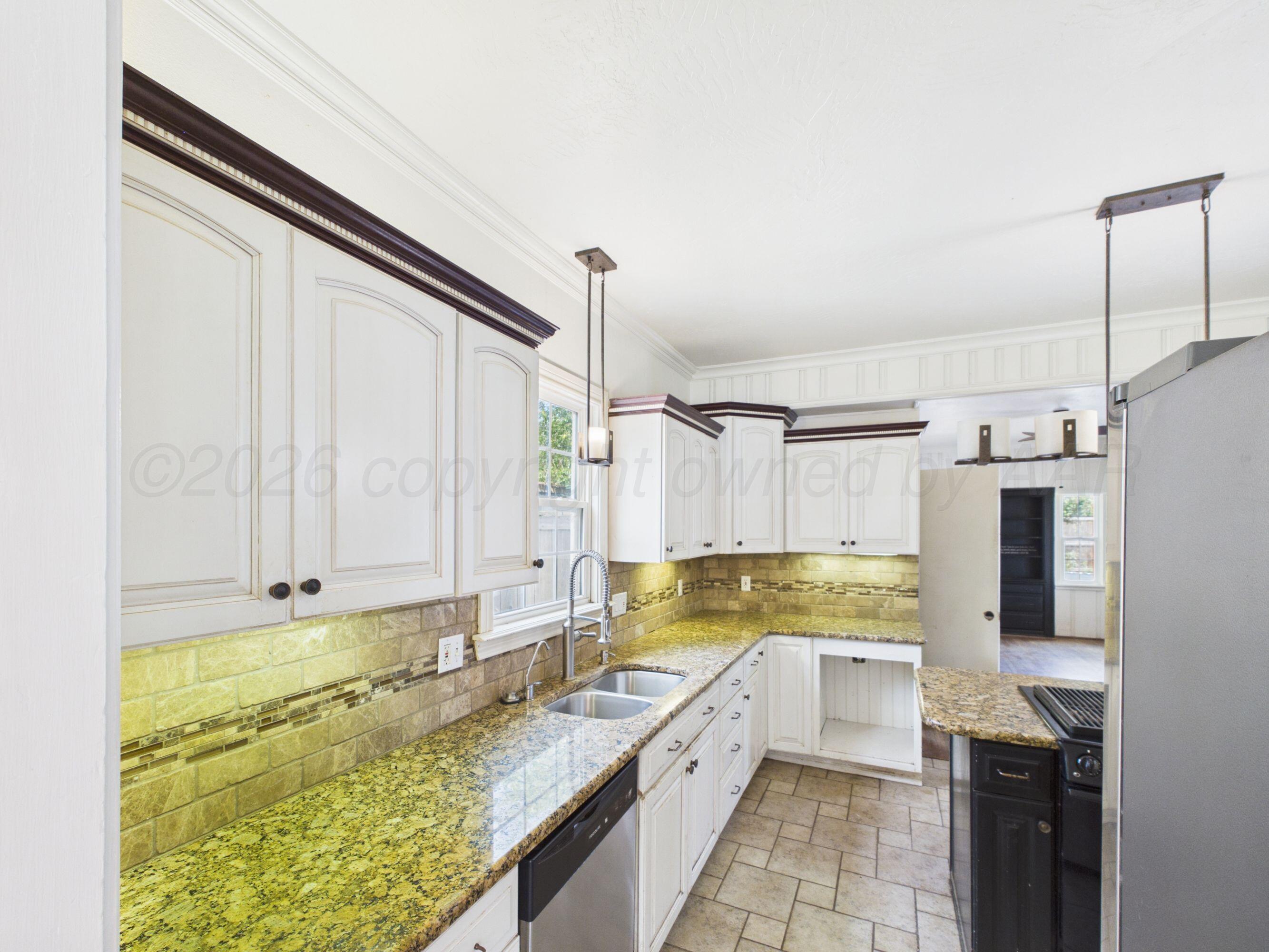 1206 N Mary-ellen Street Property Photo 25