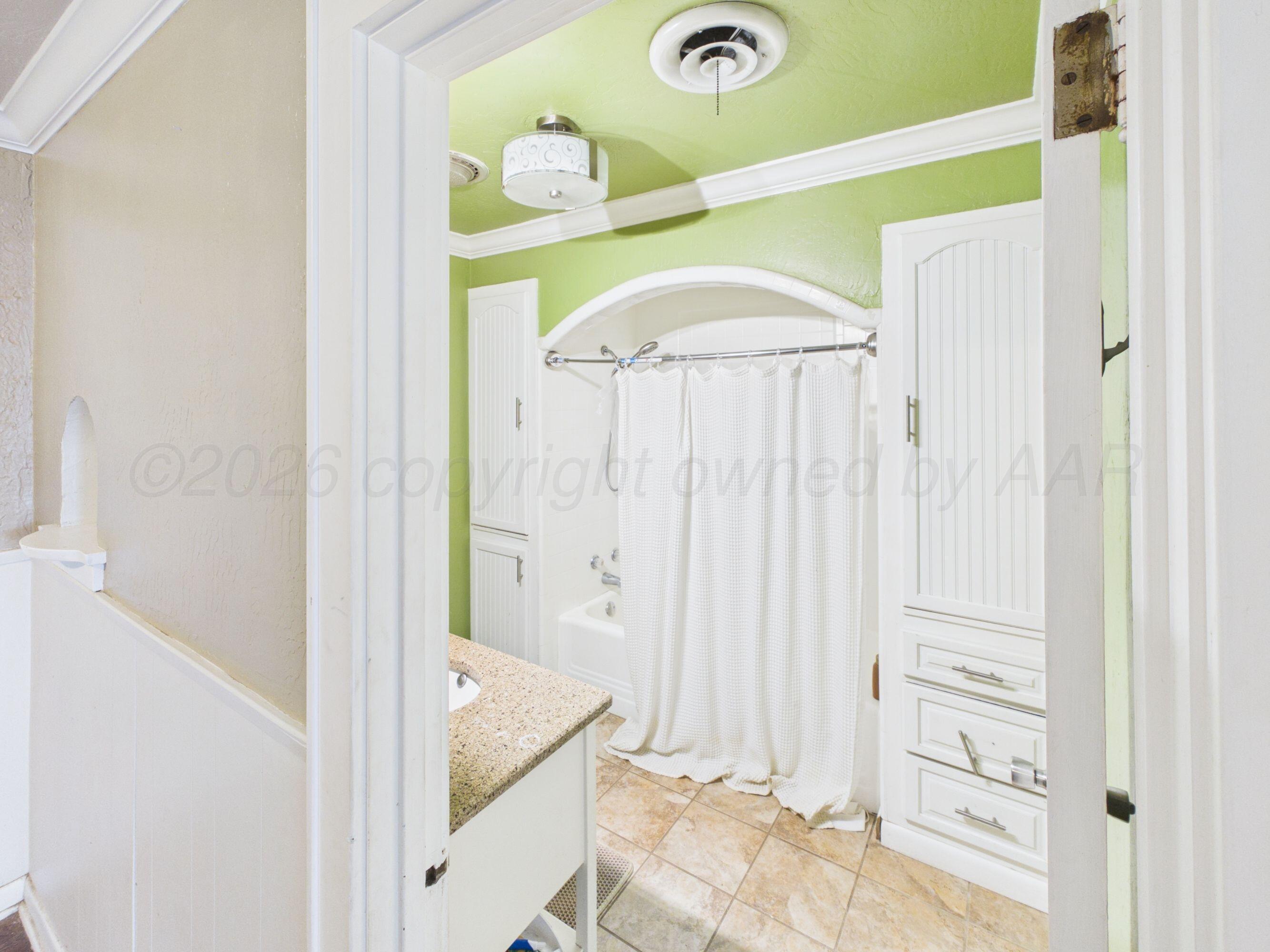 1206 N Mary-ellen Street Property Photo 43