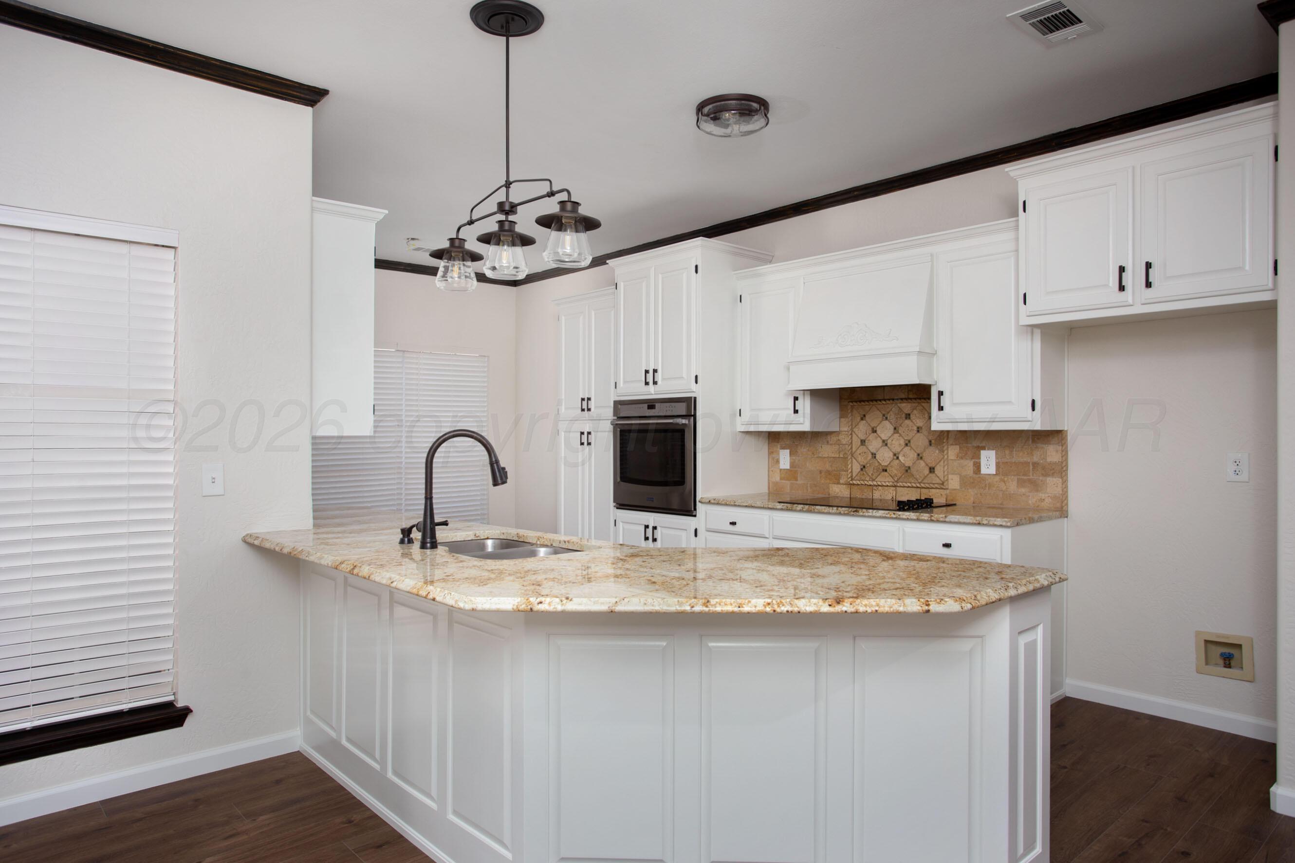 7515 Aspire Place Property Photo 9