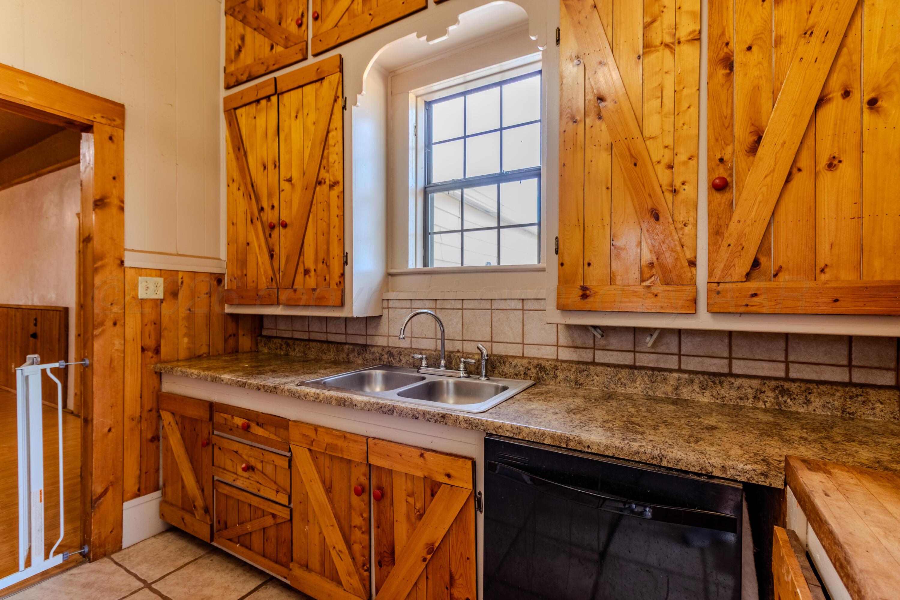 601 Orpe Street Property Photo 17