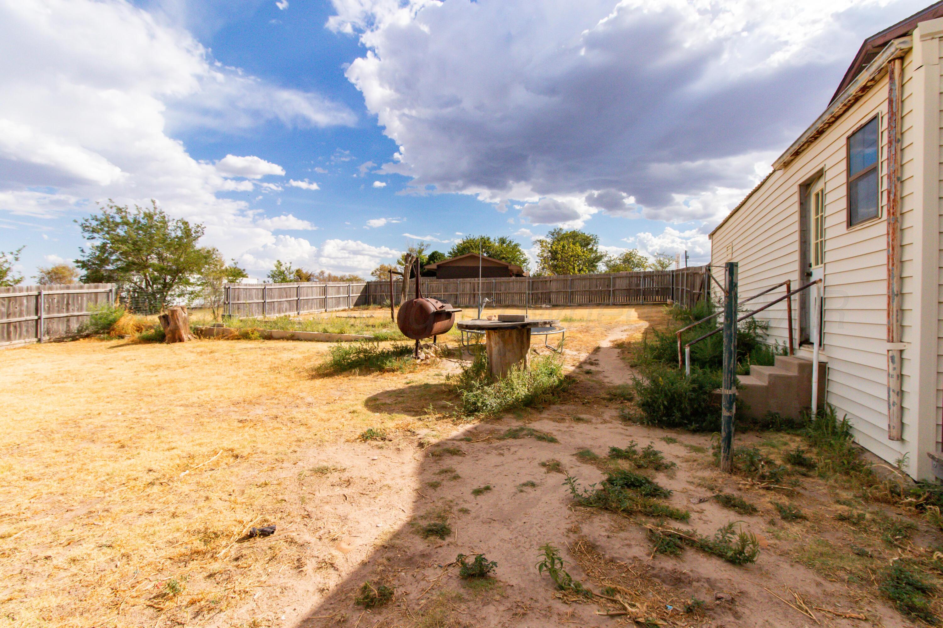 601 Orpe Street Property Photo 35