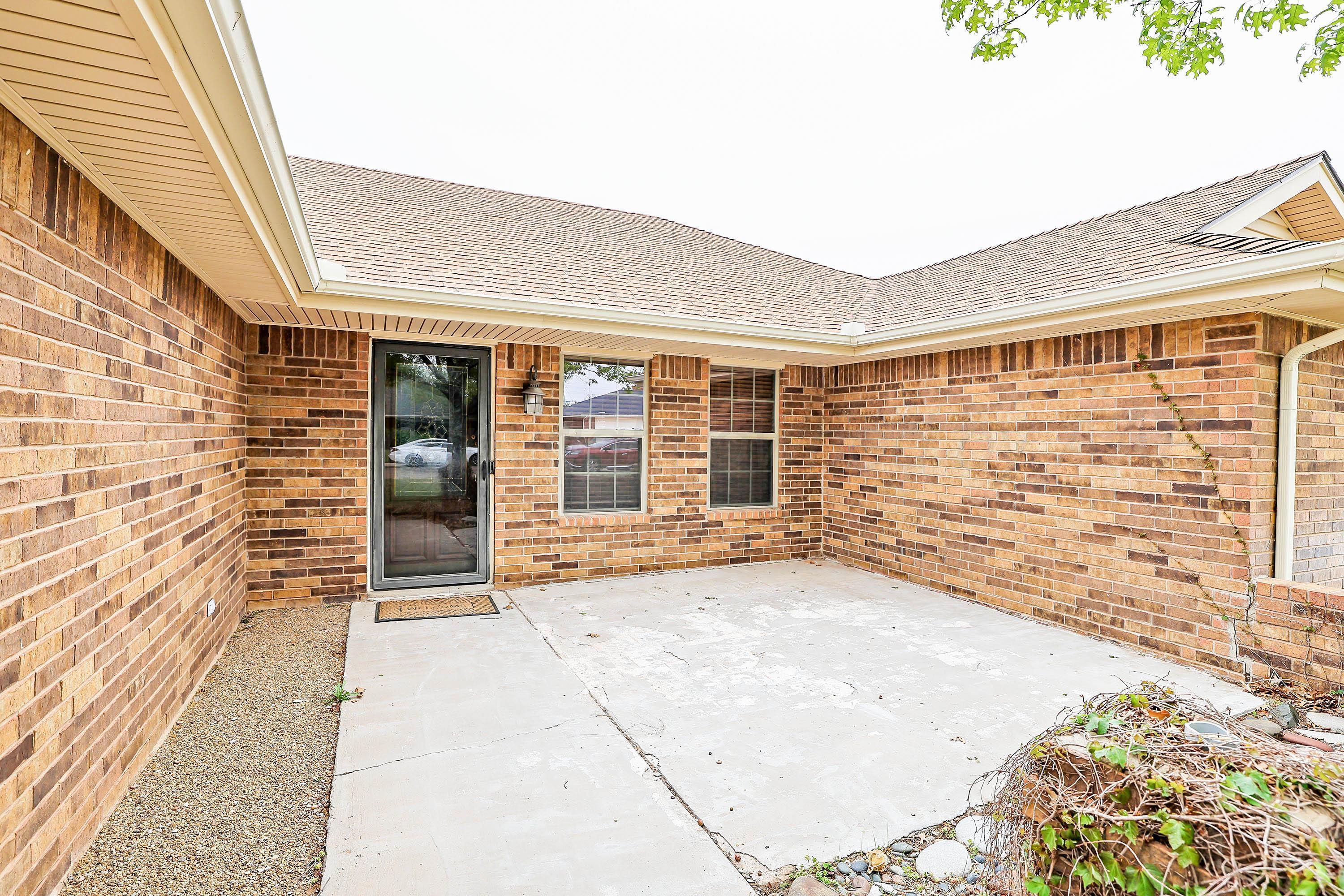 1005 Bennett Drive Property Photo 5